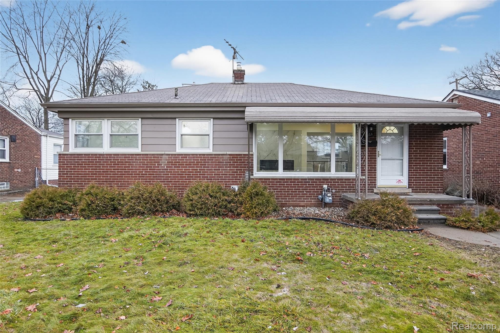 8664 Louise Avenue Allen Park City MI 48101