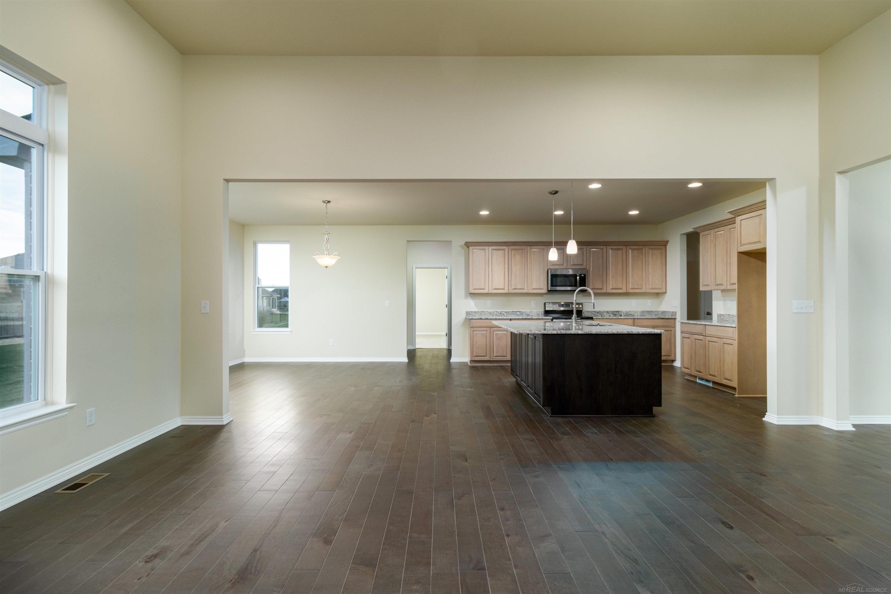 55358 Bay Oaks Court Shelby Charter Township MI 48315