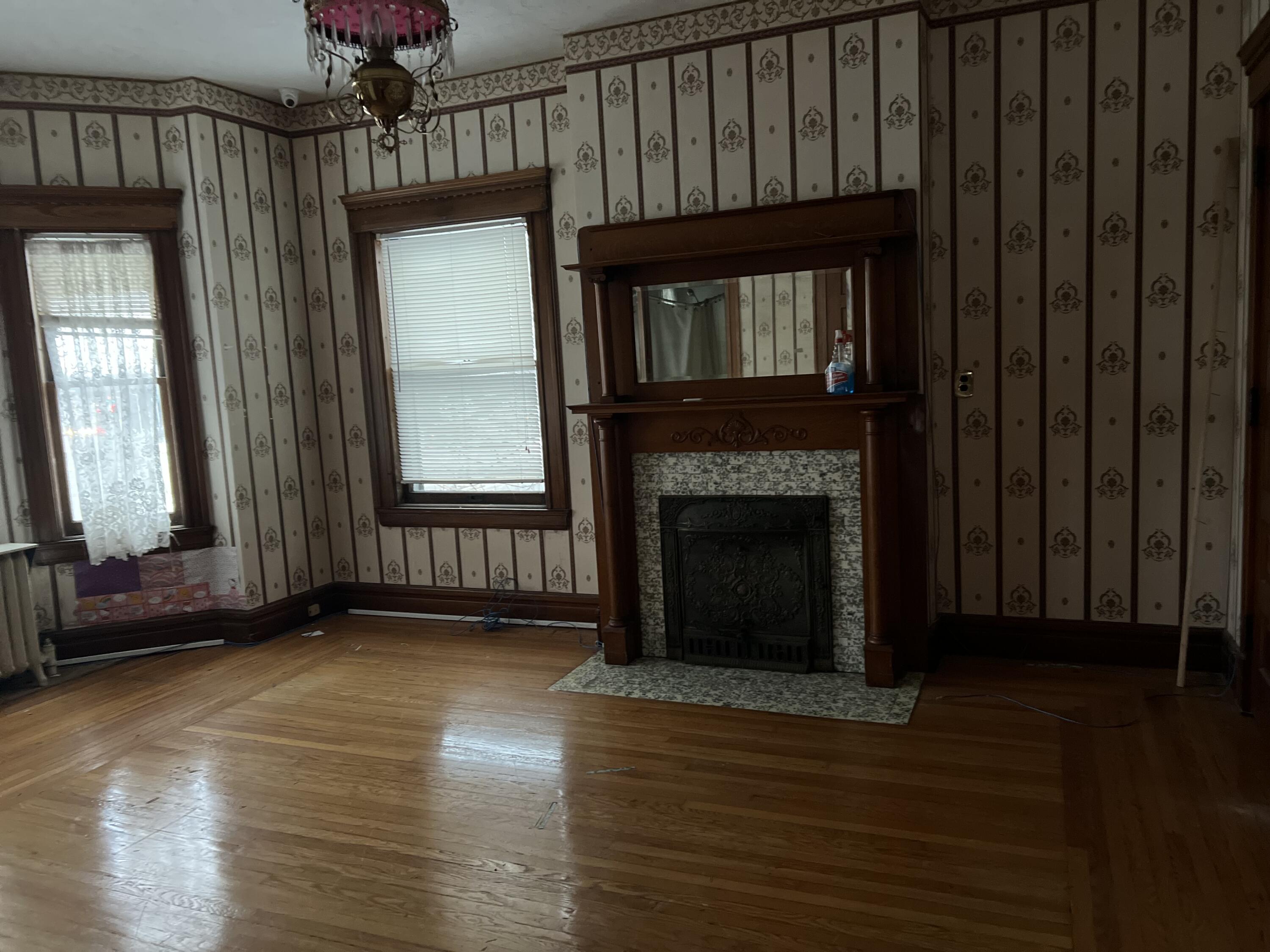161 NE Capital Avenue NE Battle Creek City MI 49017