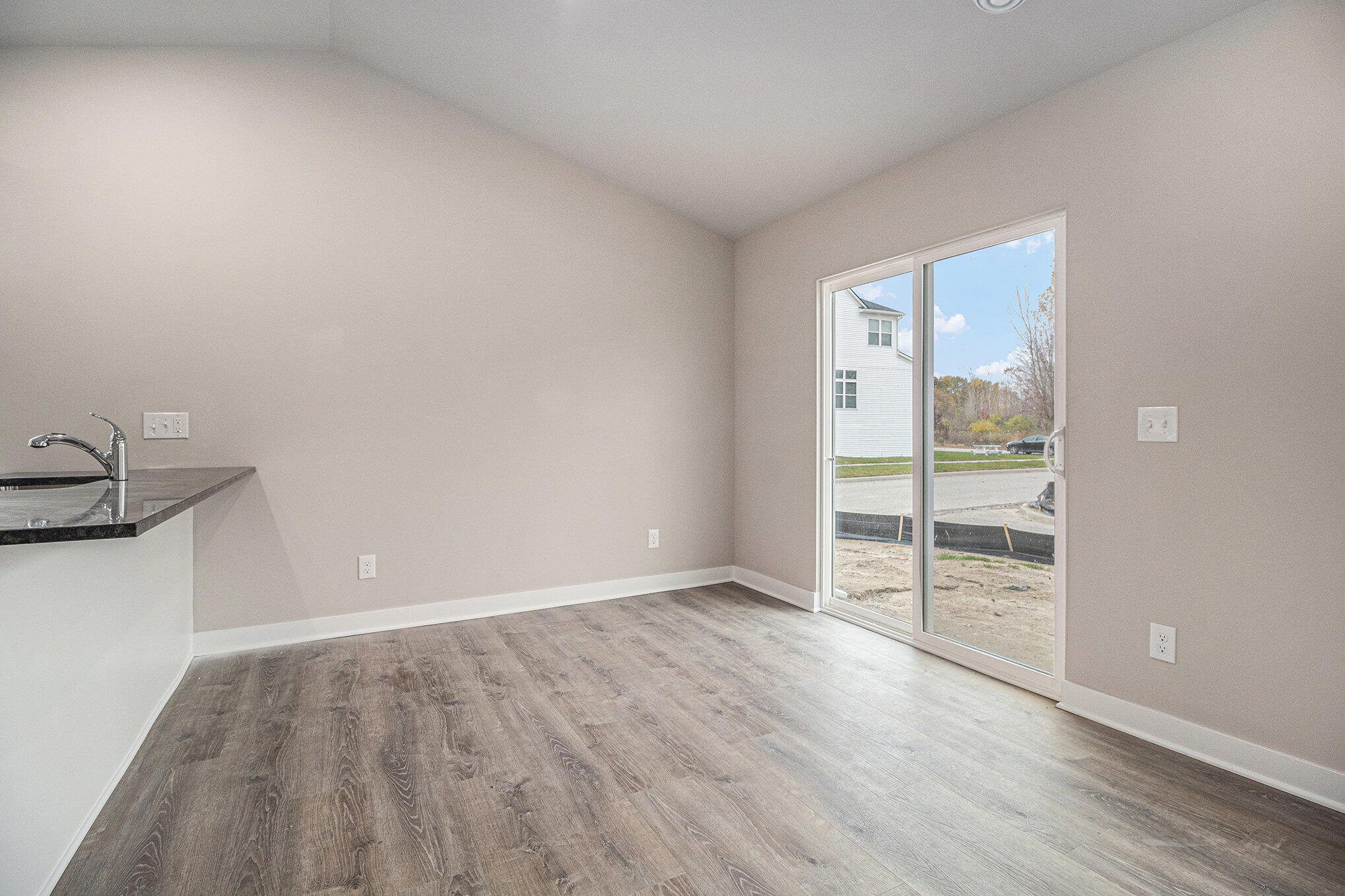 717 Jefferson Lane Milan City MI 48160