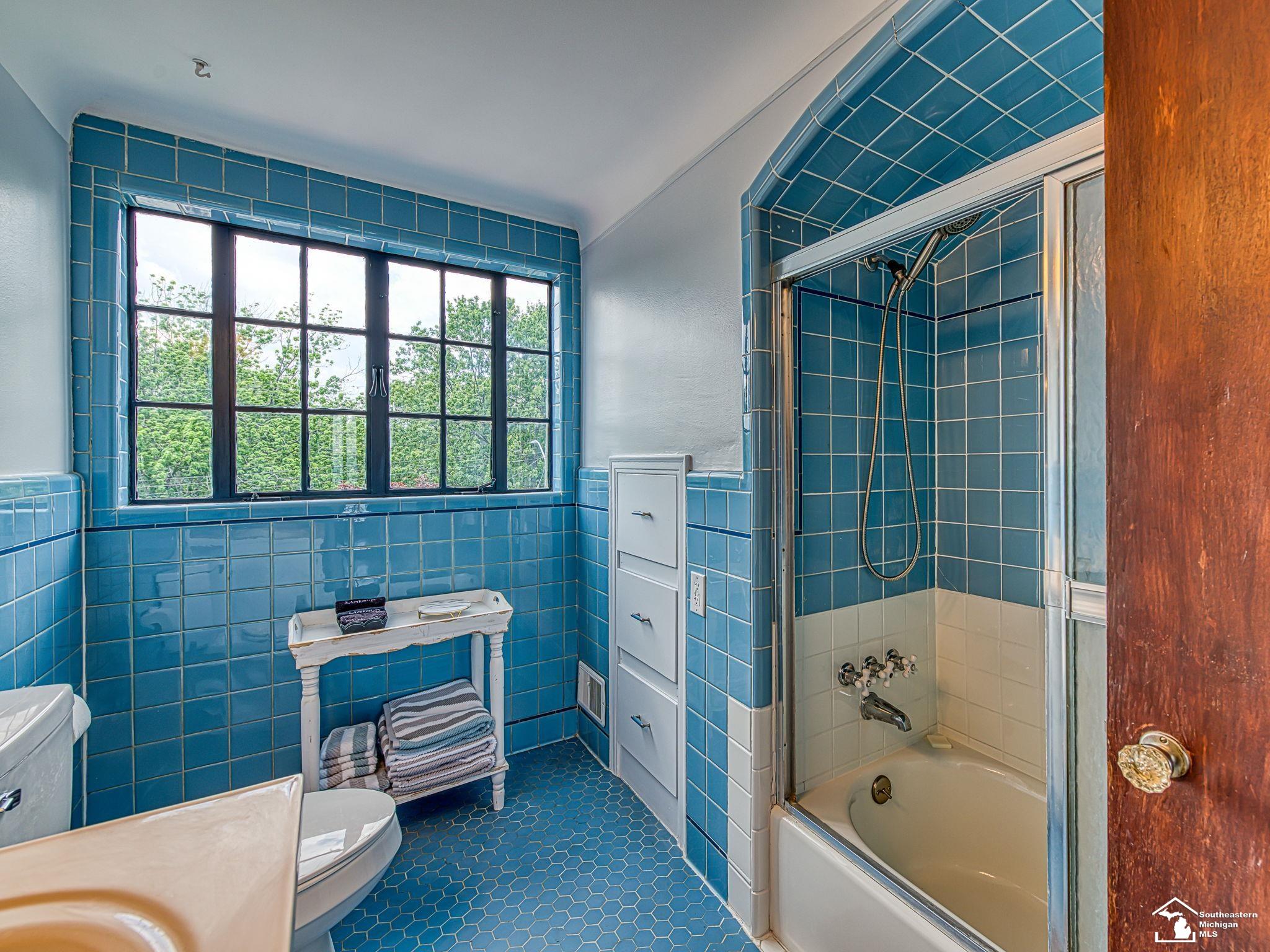 3880 Lakeshore Drive Frenchtown Township MI 48166