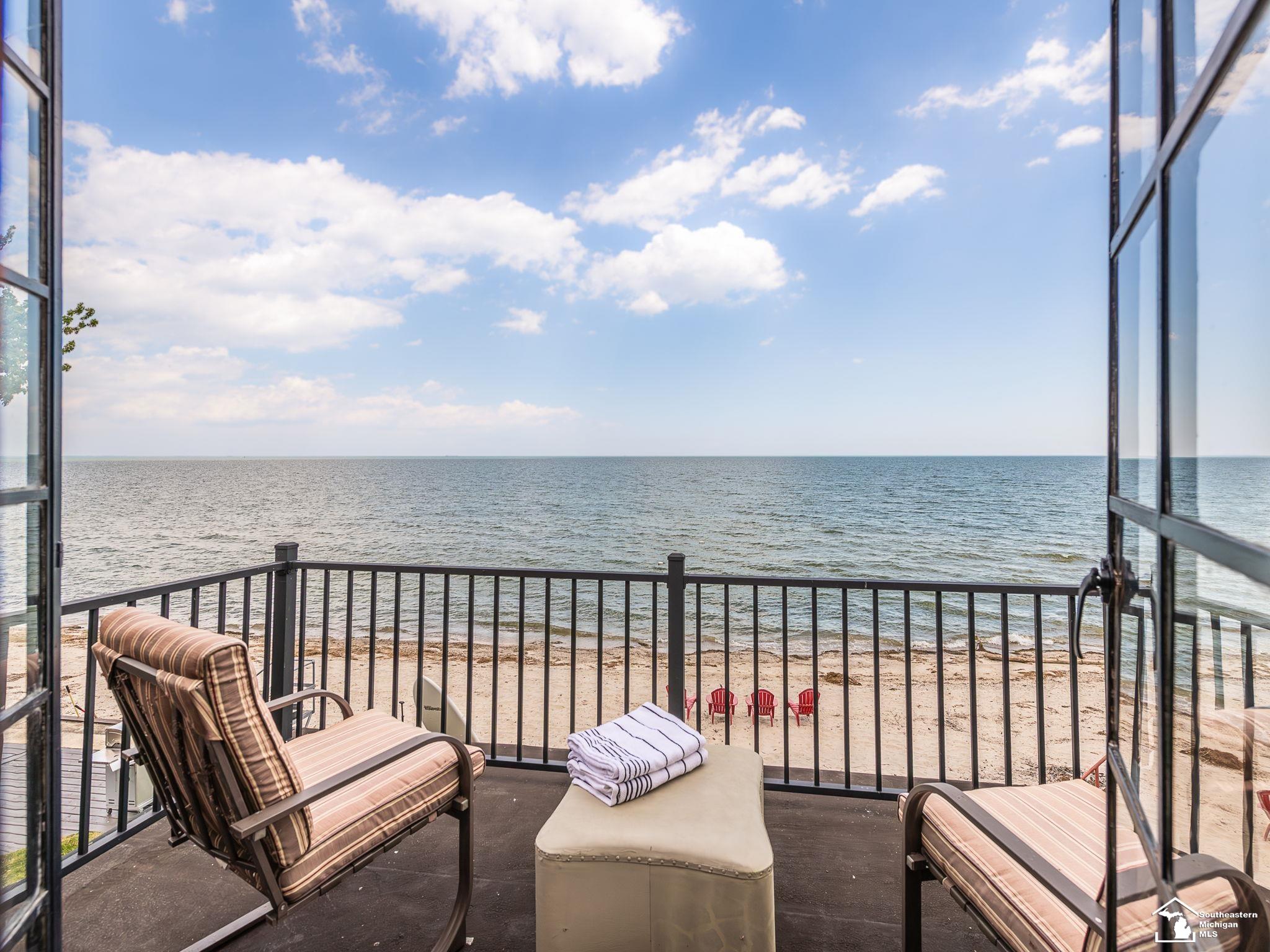 3880 Lakeshore Drive Frenchtown Township MI 48166