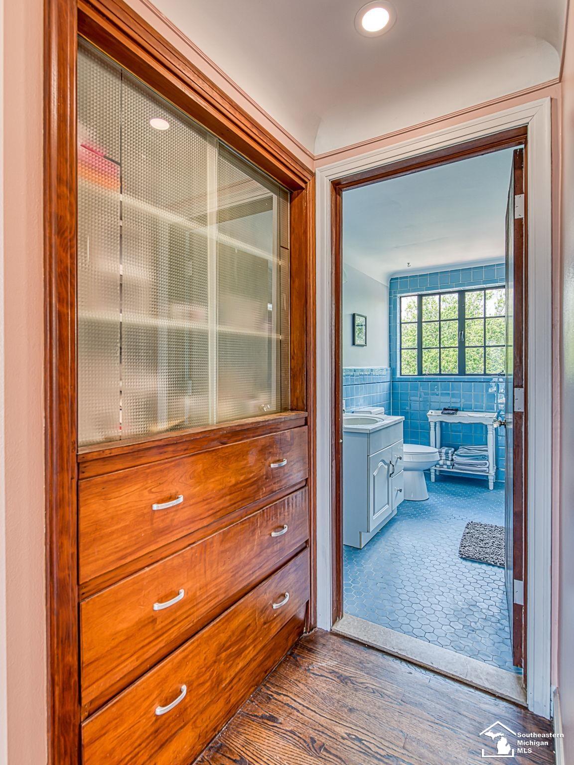 3880 Lakeshore Drive Frenchtown Township MI 48166