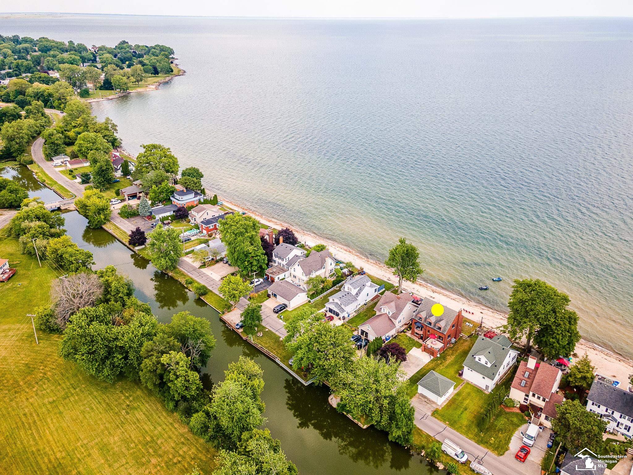 3880 Lakeshore Drive Frenchtown Township MI 48166