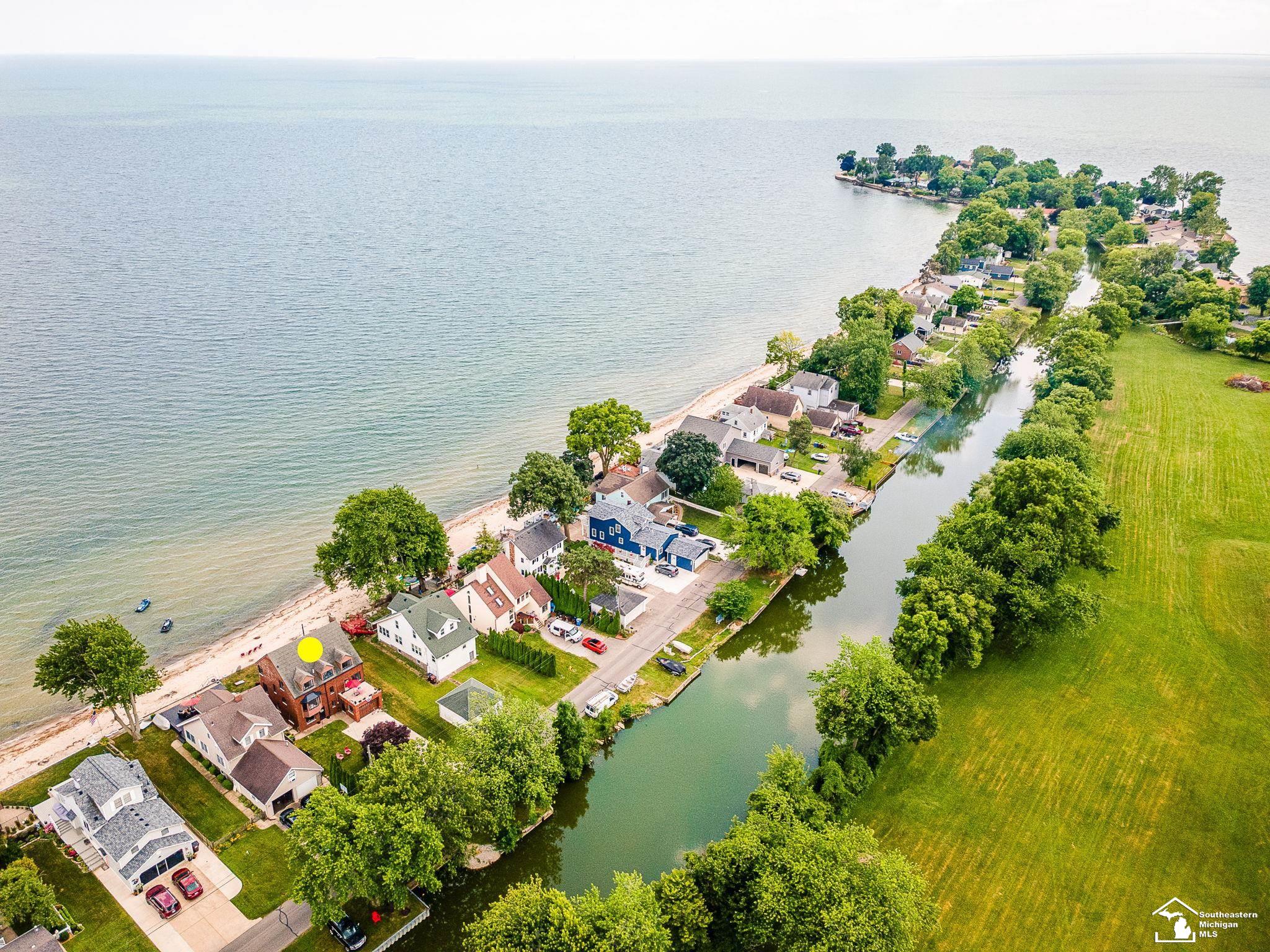 3880 Lakeshore Drive Frenchtown Township MI 48166