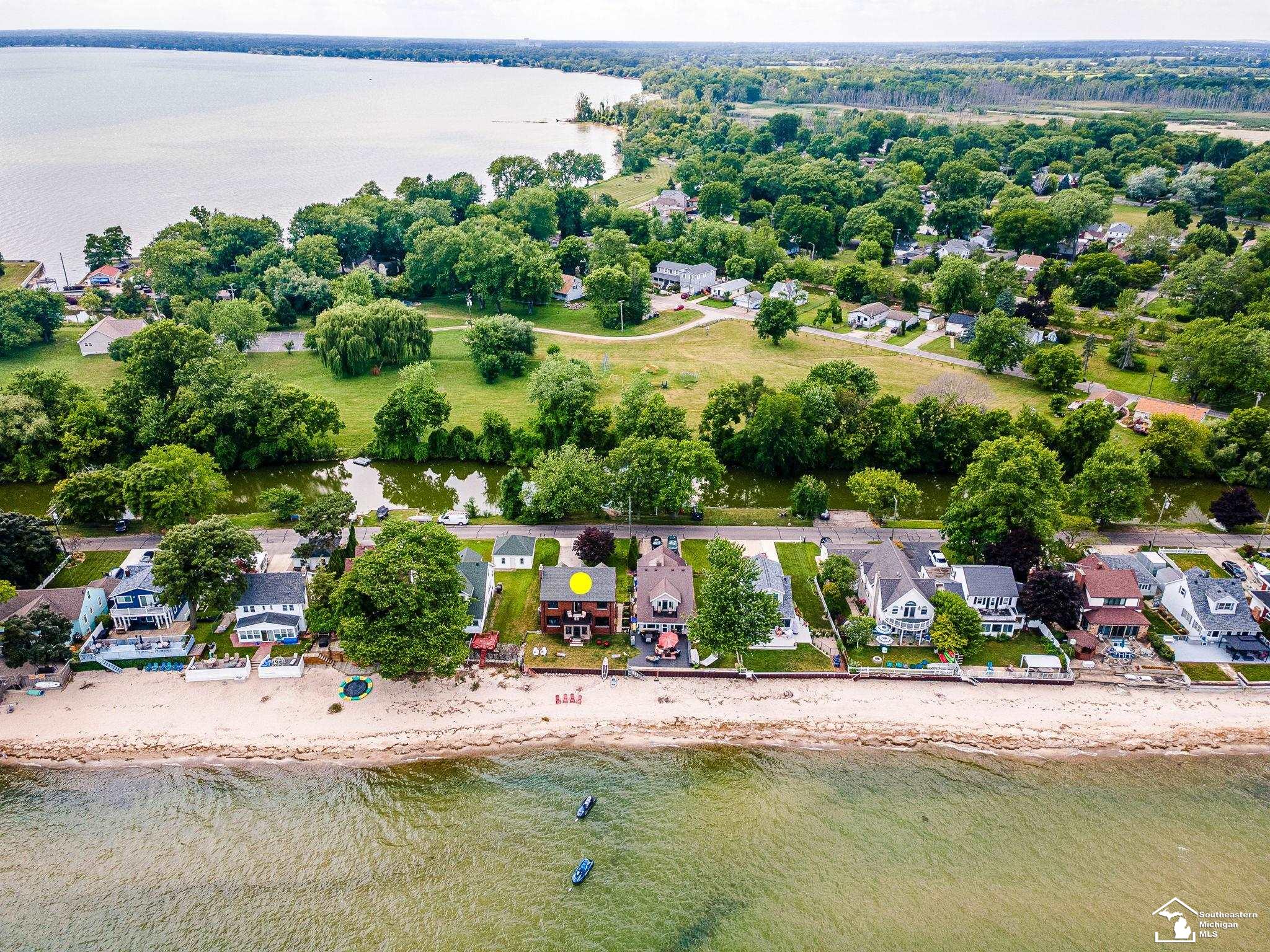 3880 Lakeshore Drive Frenchtown Township MI 48166