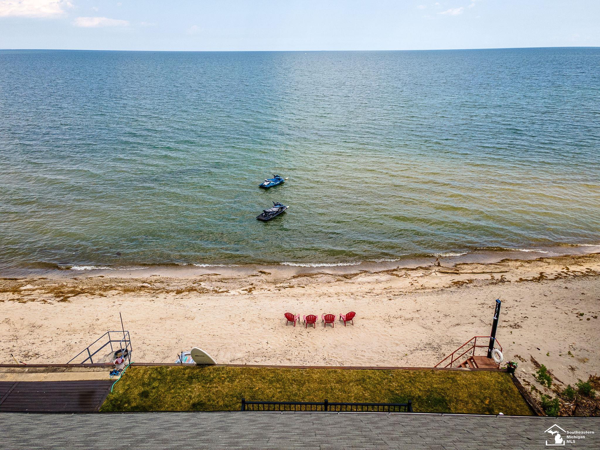 3880 Lakeshore Drive Frenchtown Township MI 48166