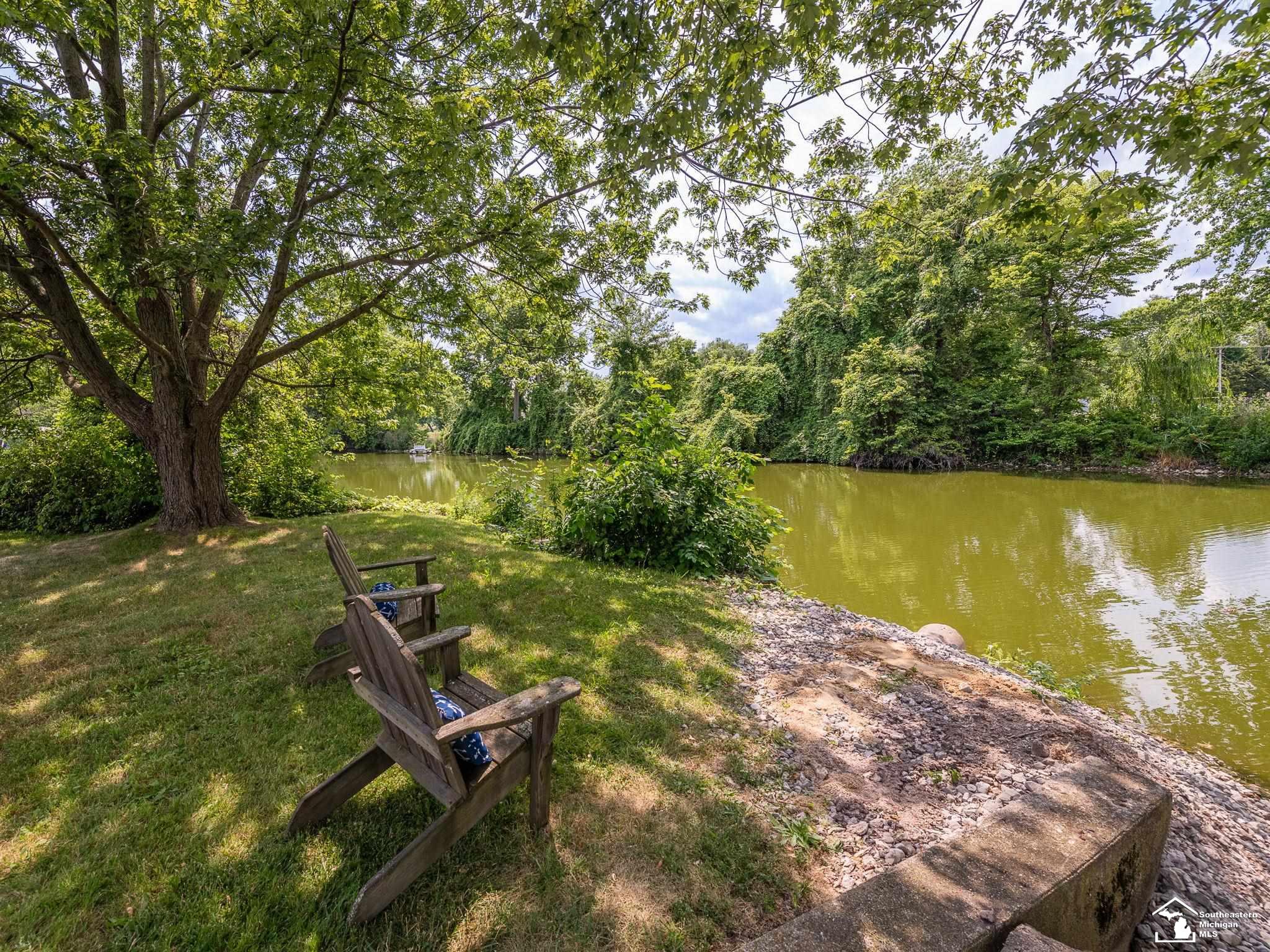 3880 Lakeshore Drive Frenchtown Township MI 48166