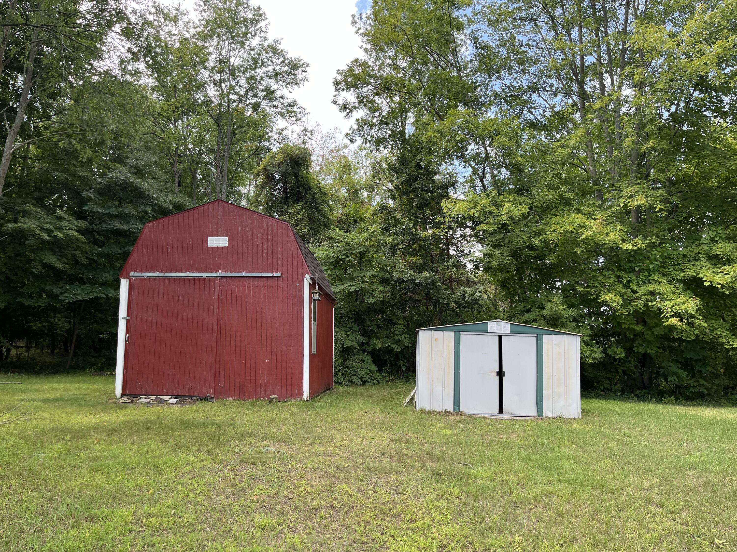 3310 Dumont Lake Drive Allegan Township MI 49010