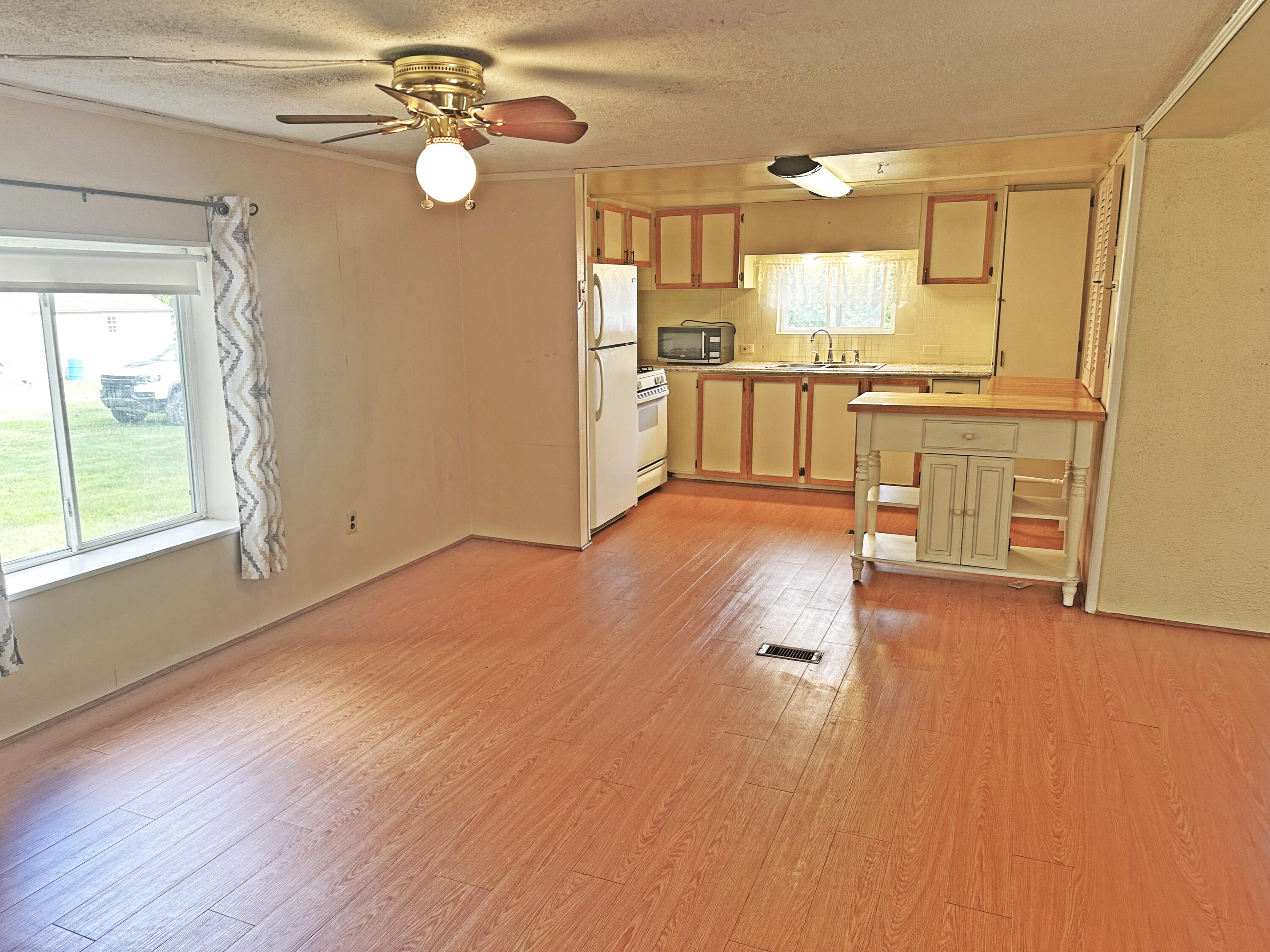 3310 Dumont Lake Drive Allegan Township MI 49010