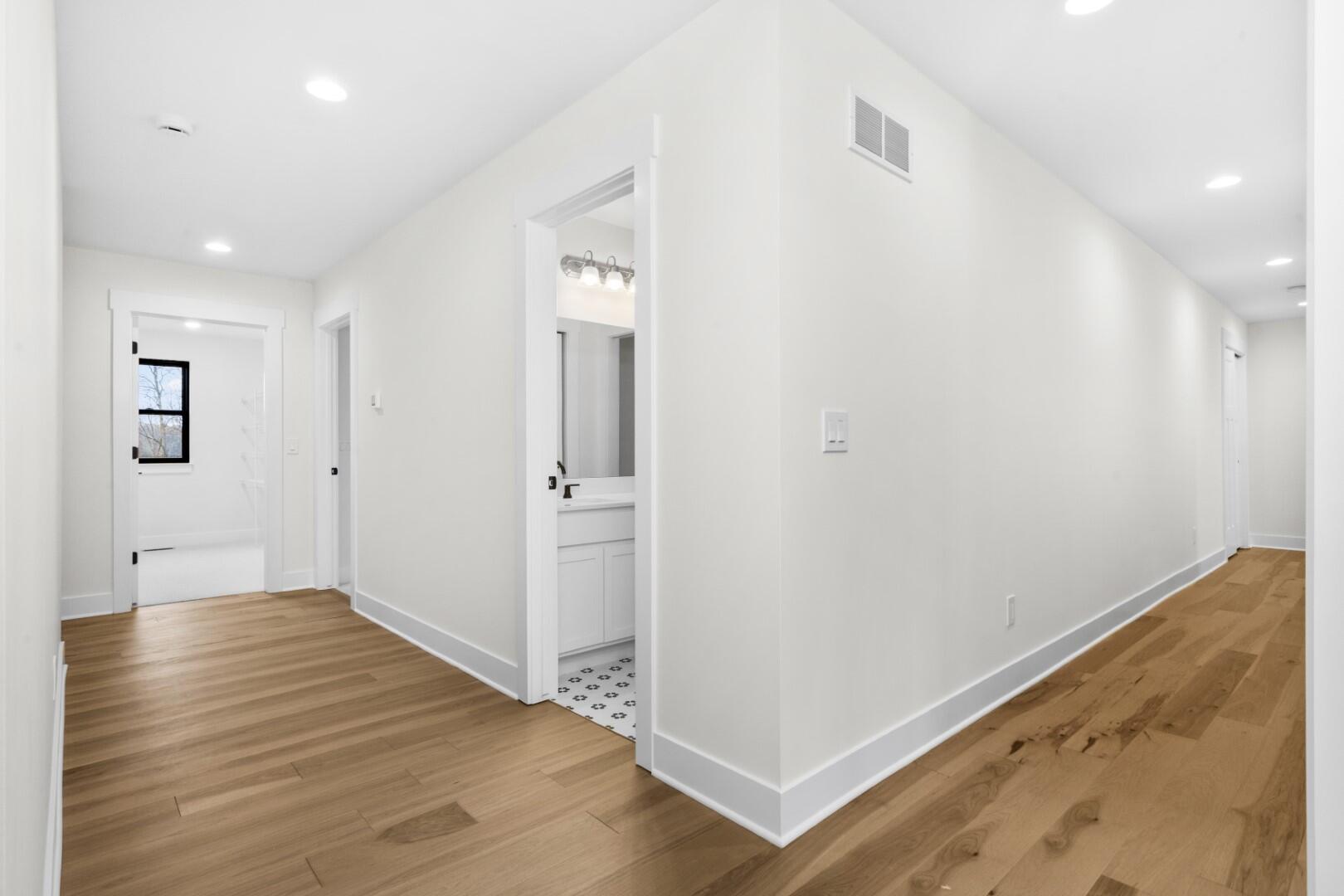 43492 Cottisford Street Novi City MI 48167