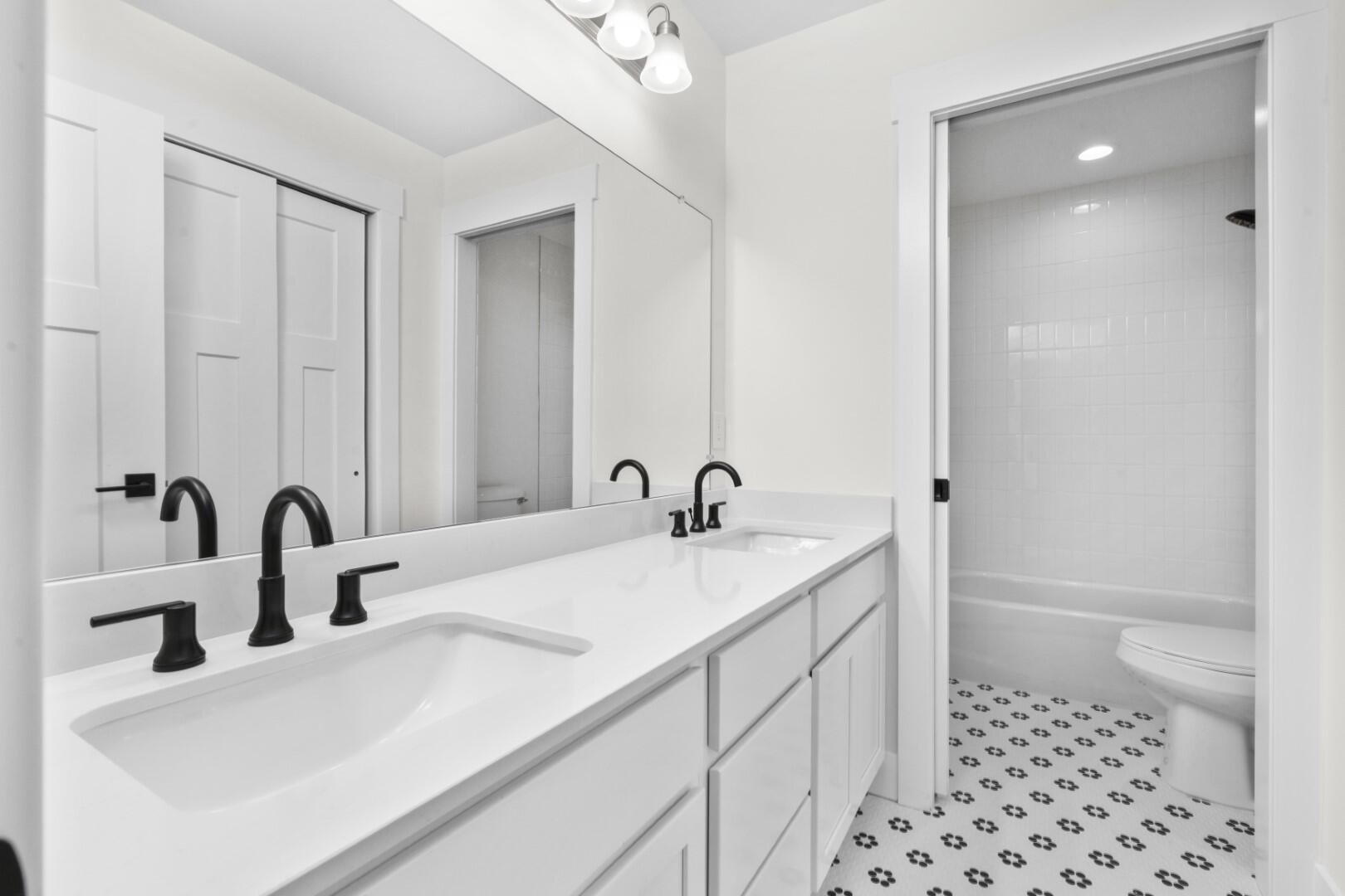 43492 Cottisford Street Novi City MI 48167