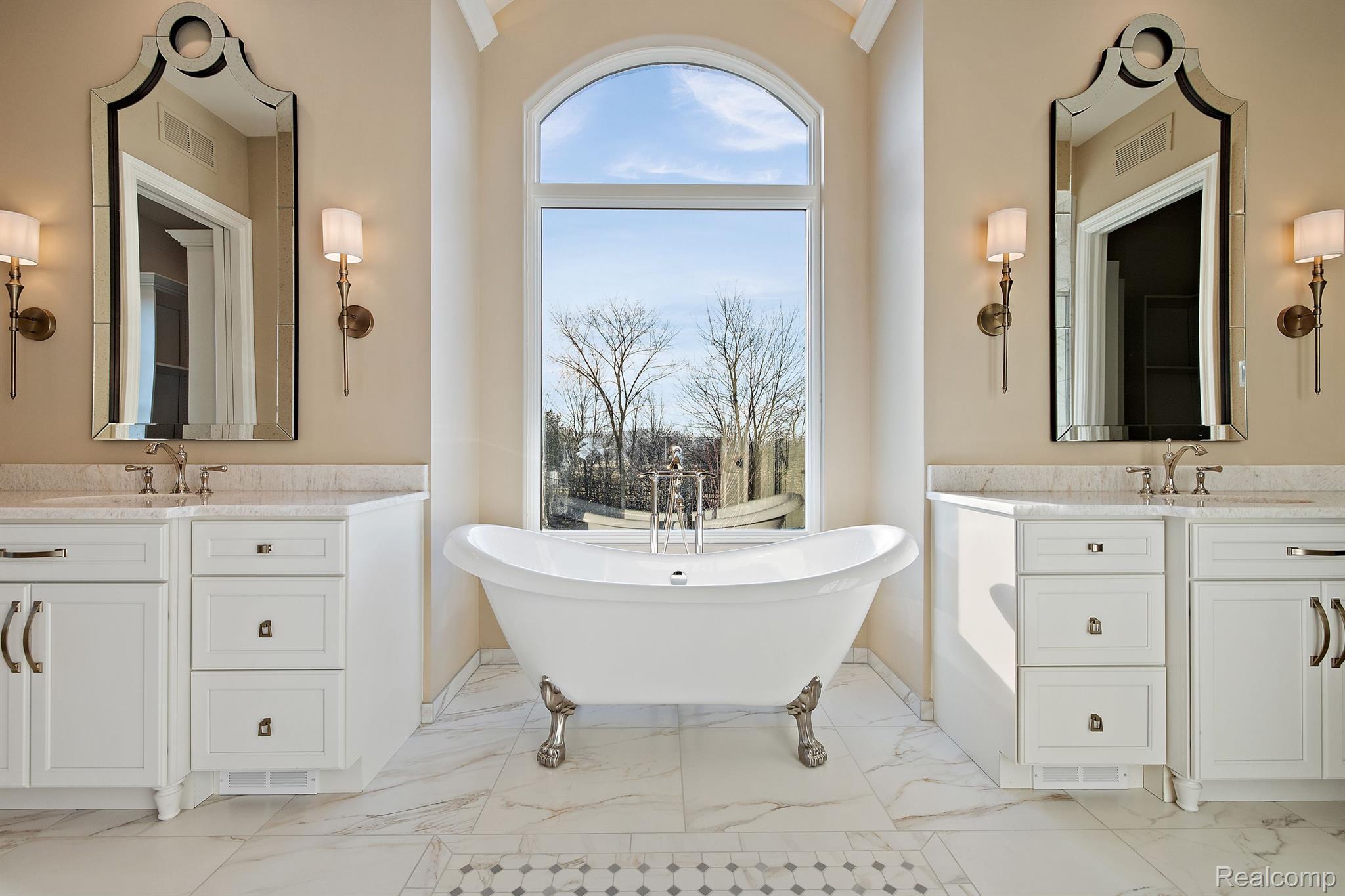 115 Bridgeview Drive Bloomfield Hills City MI 48304