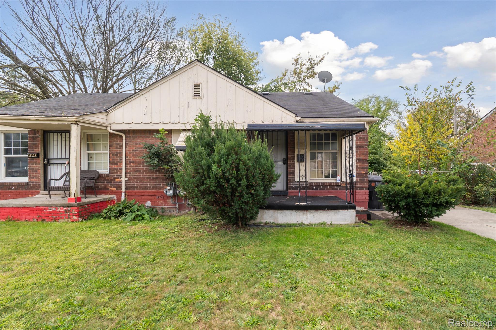 19124 Moross Road Detroit City MI 48224