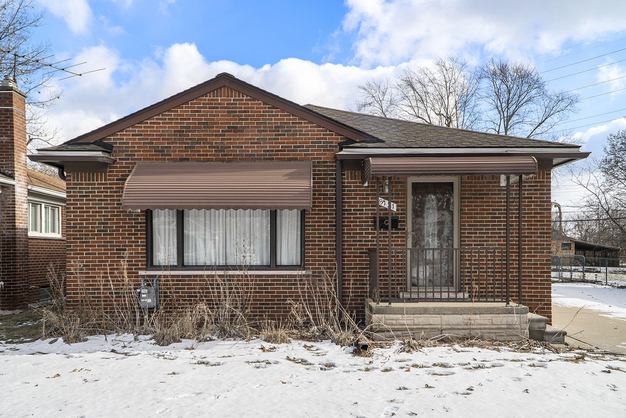 8121 Winona Avenue Avenue Allen Park City MI 48101