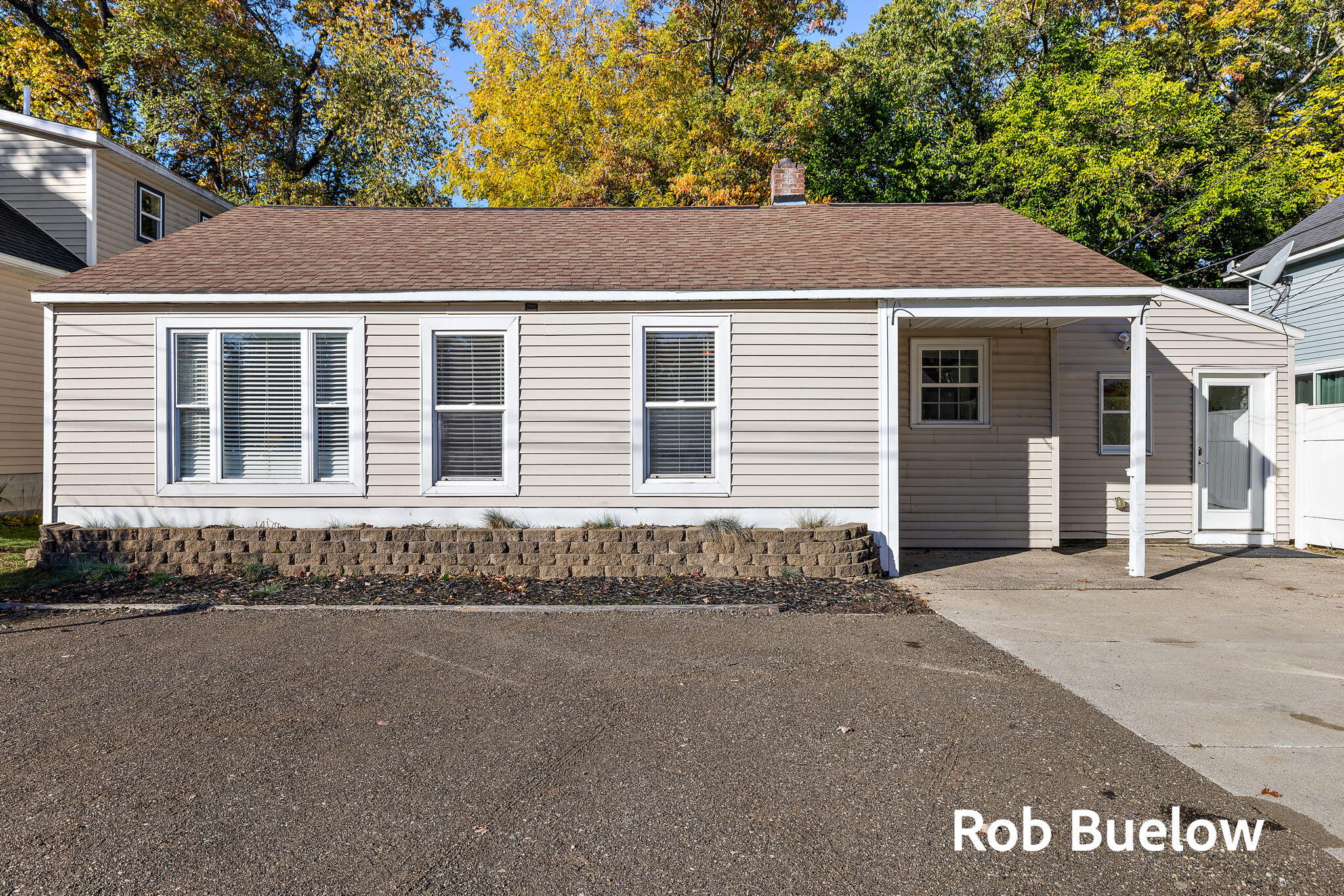 17321 Coles Park Road Spring Lake Township MI 49456
