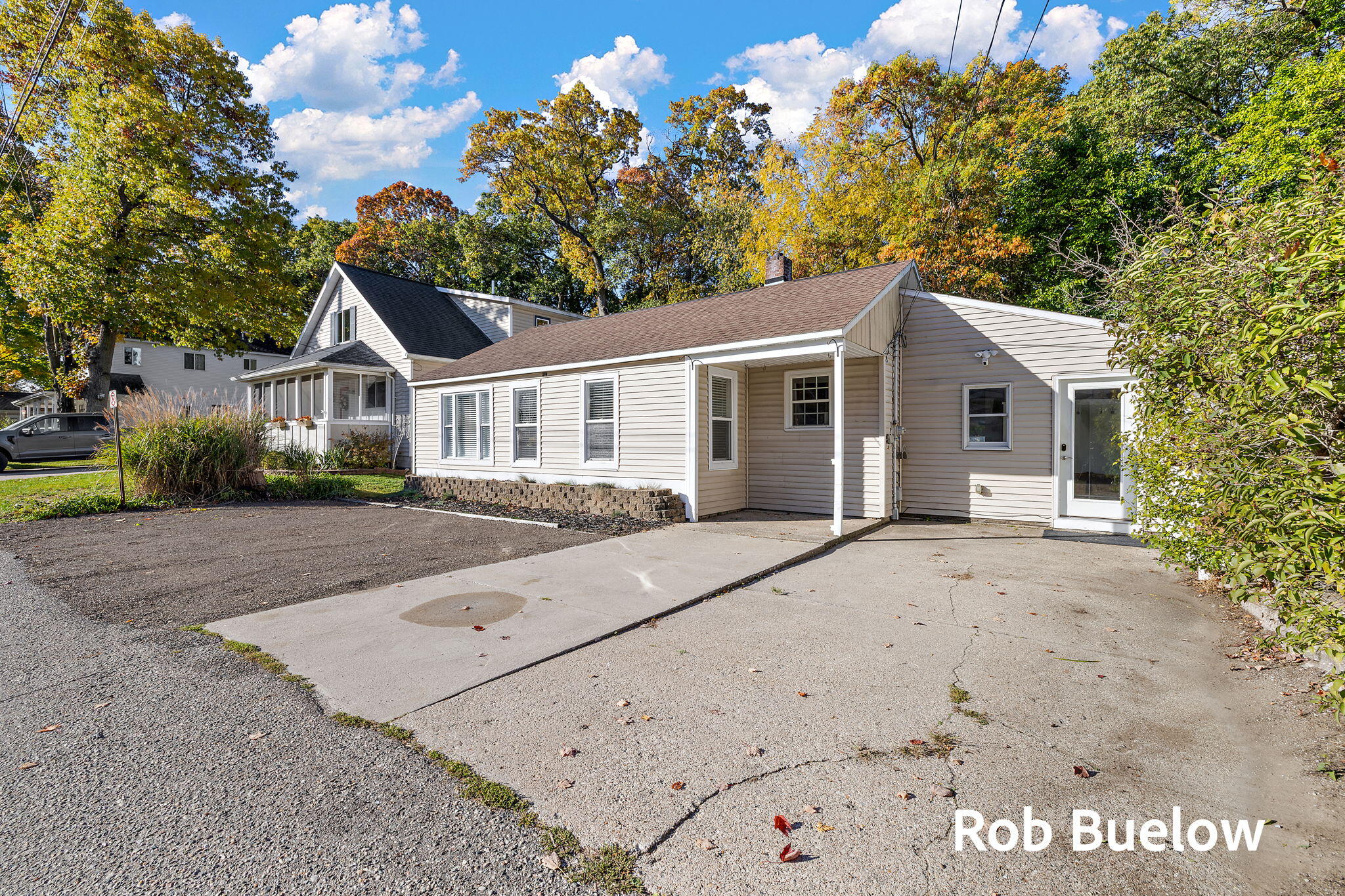 17321 Coles Park Road Spring Lake Township MI 49456