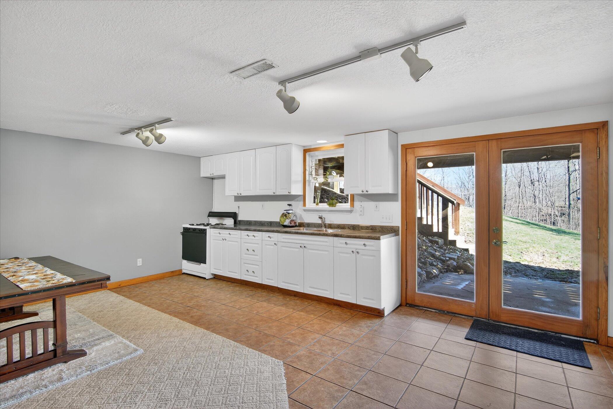 3685 Holcomb Road Adams Township MI 49262