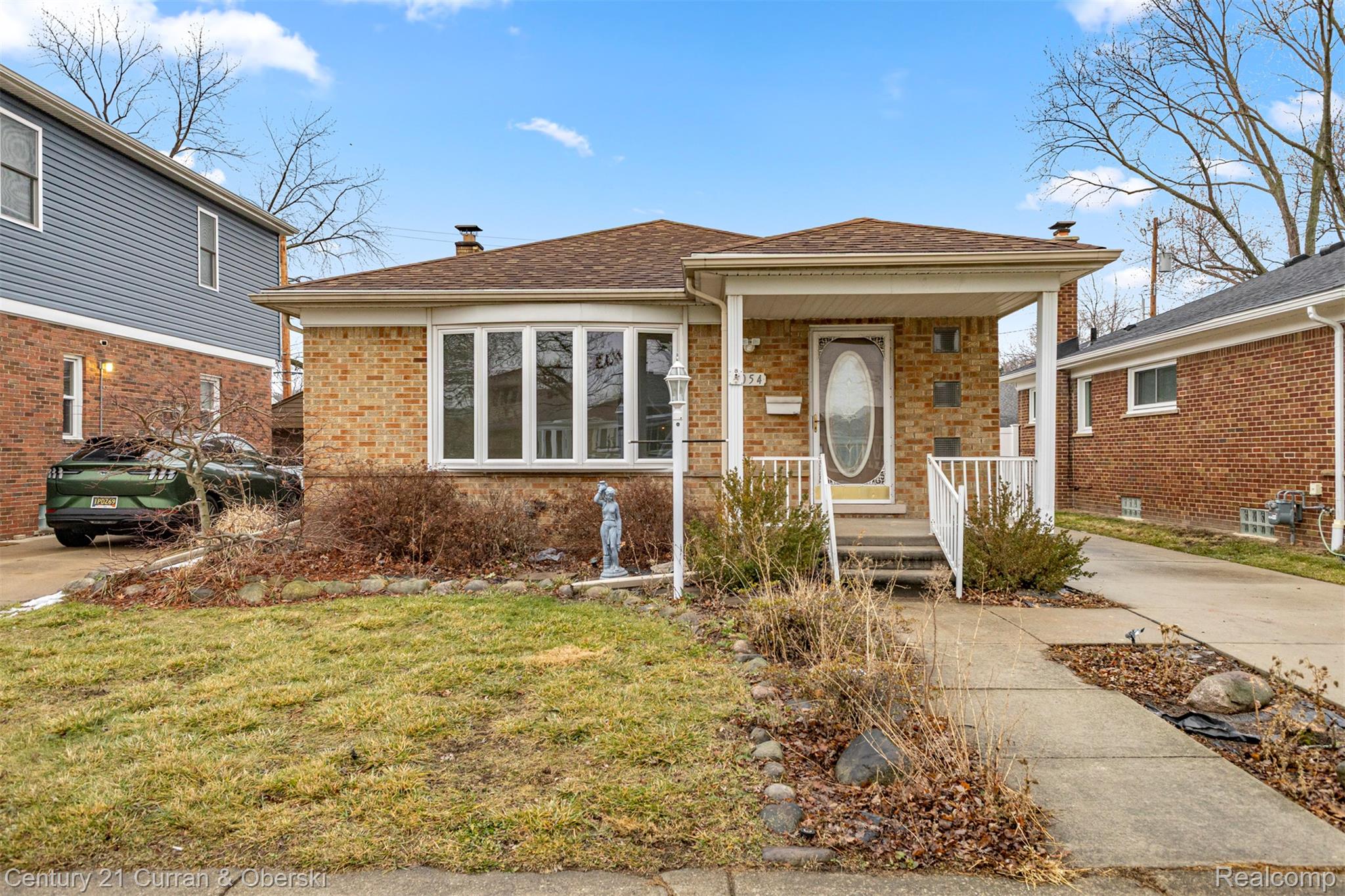 8054 Robinson Avenue Allen Park City MI 48101