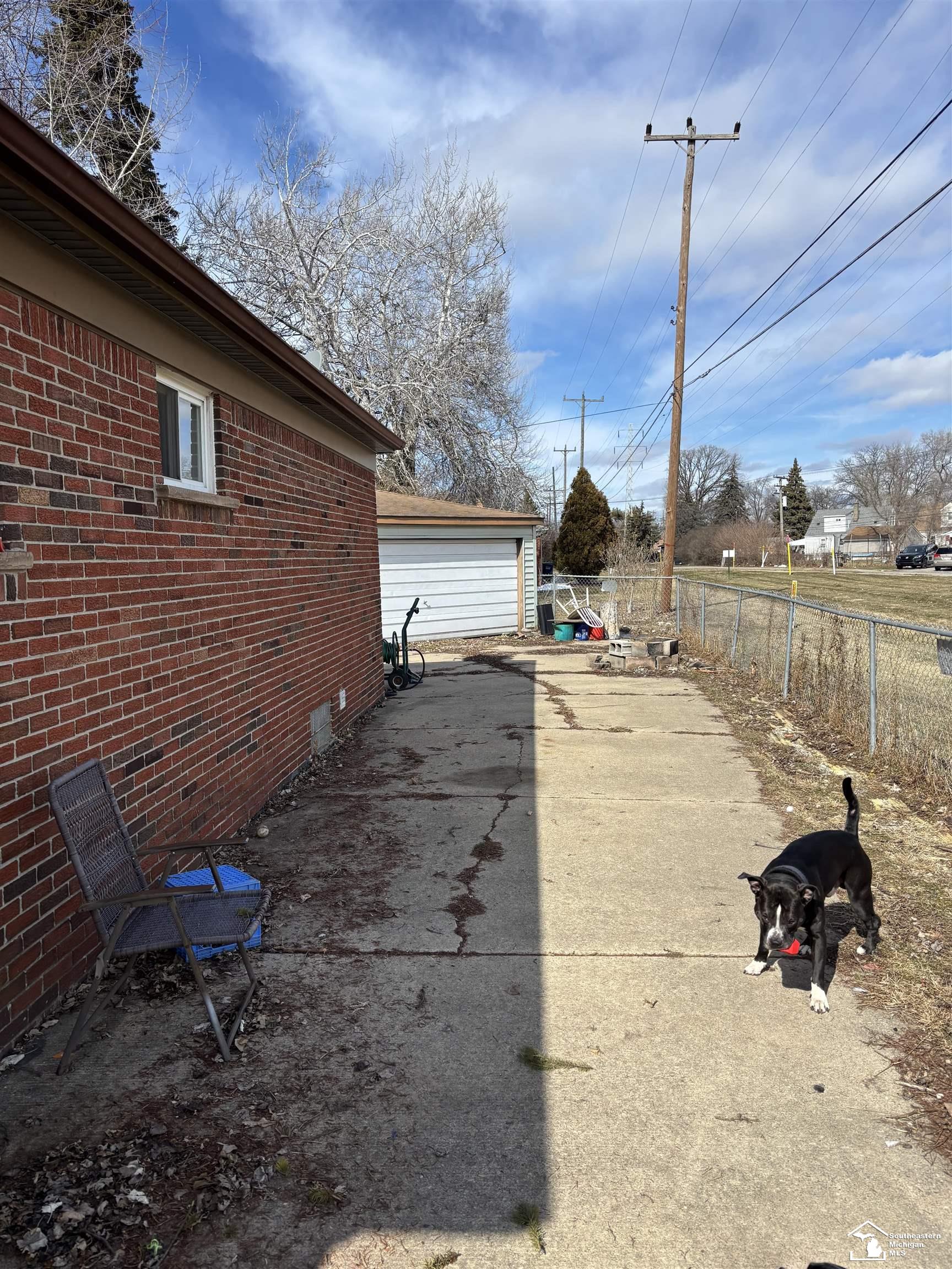 942 Farnham Avenue Lincoln Park City MI 48146