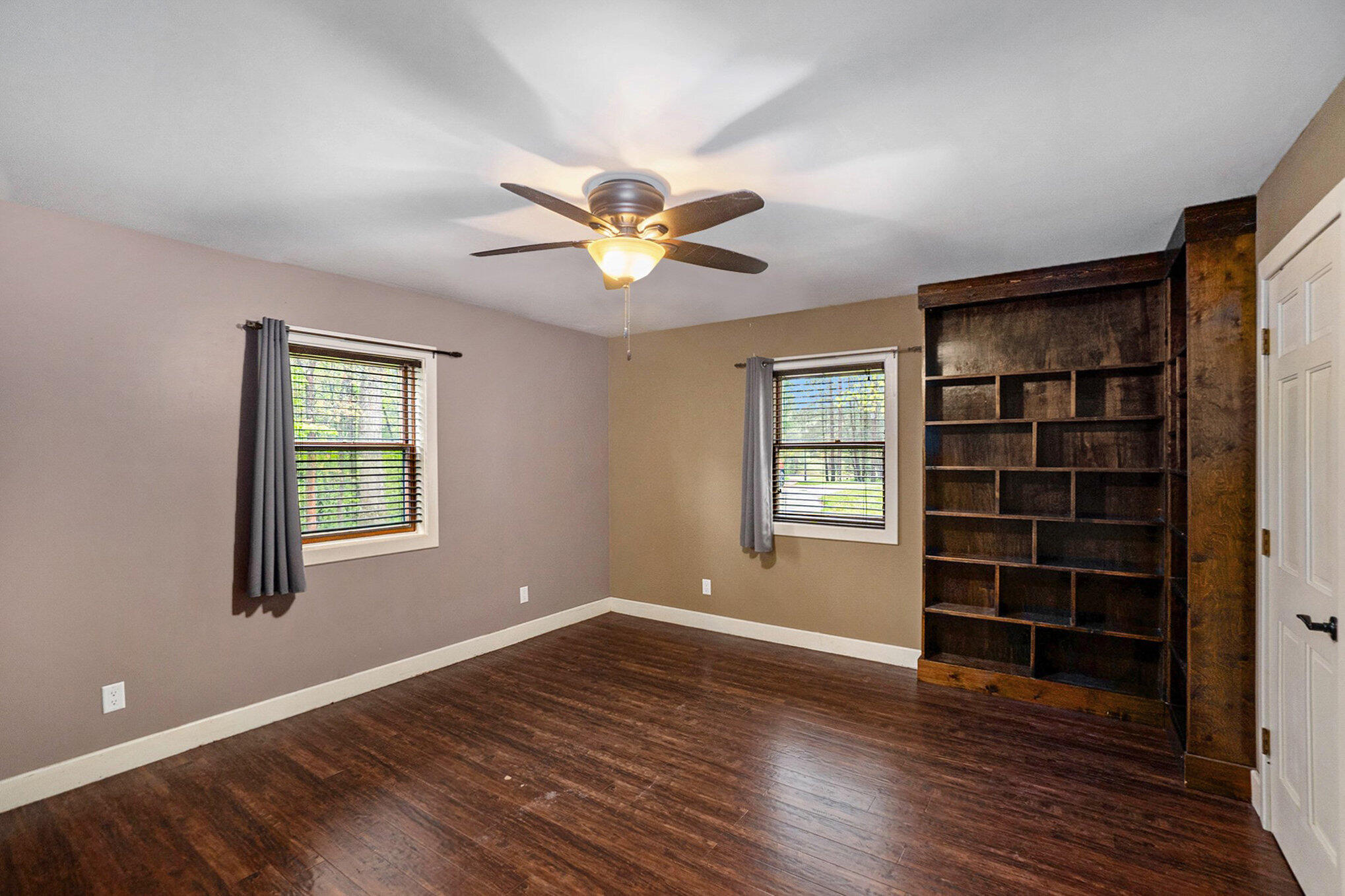1977 E 40th Street Everett Township MI 49349