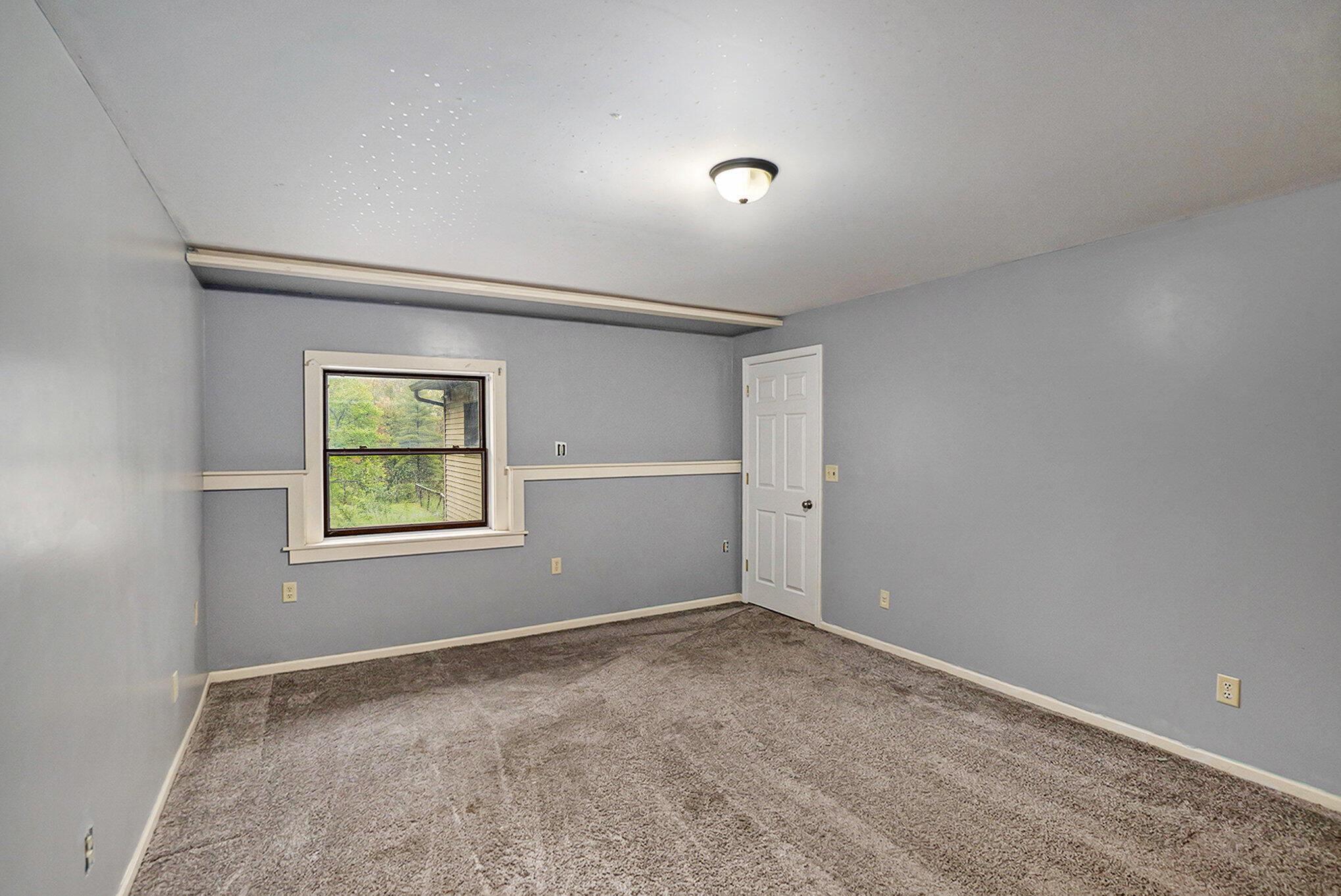 1977 E 40th Street Everett Township MI 49349