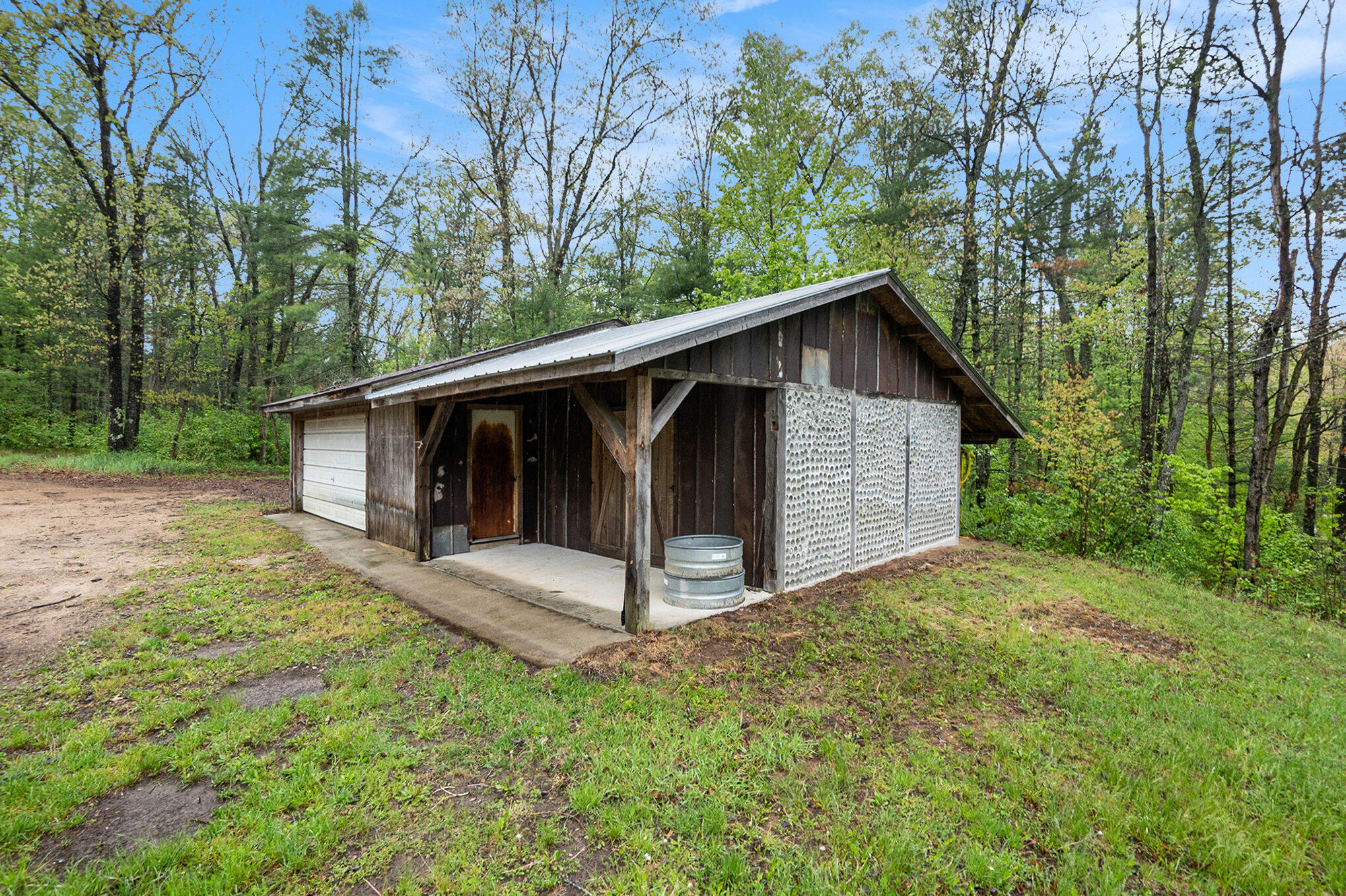 1977 E 40th Street Everett Township MI 49349