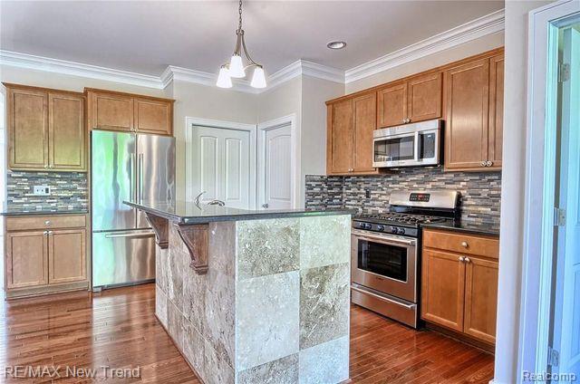 187 Summit View Trail Milford Village MI 48381