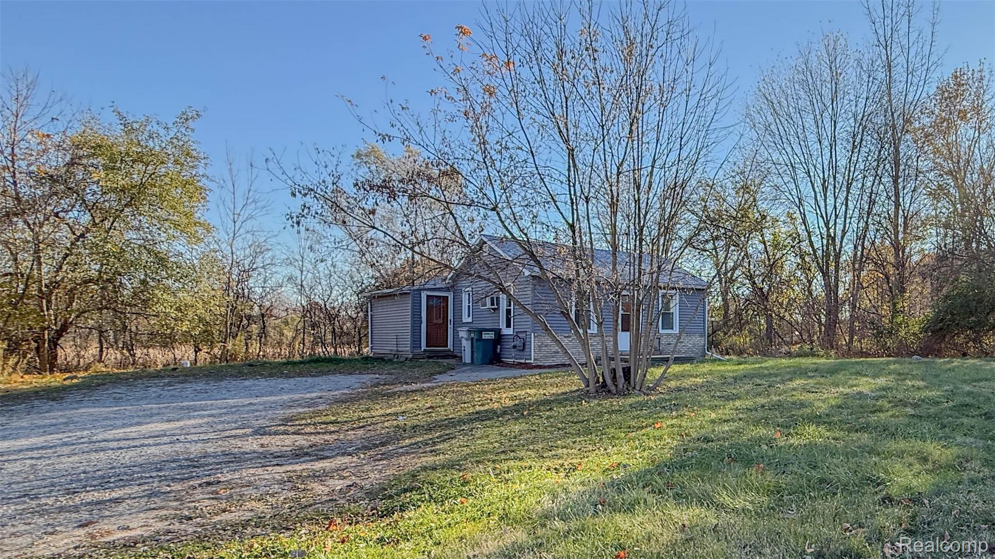 13810 9 Mile Road Green Oak Township MI 48178