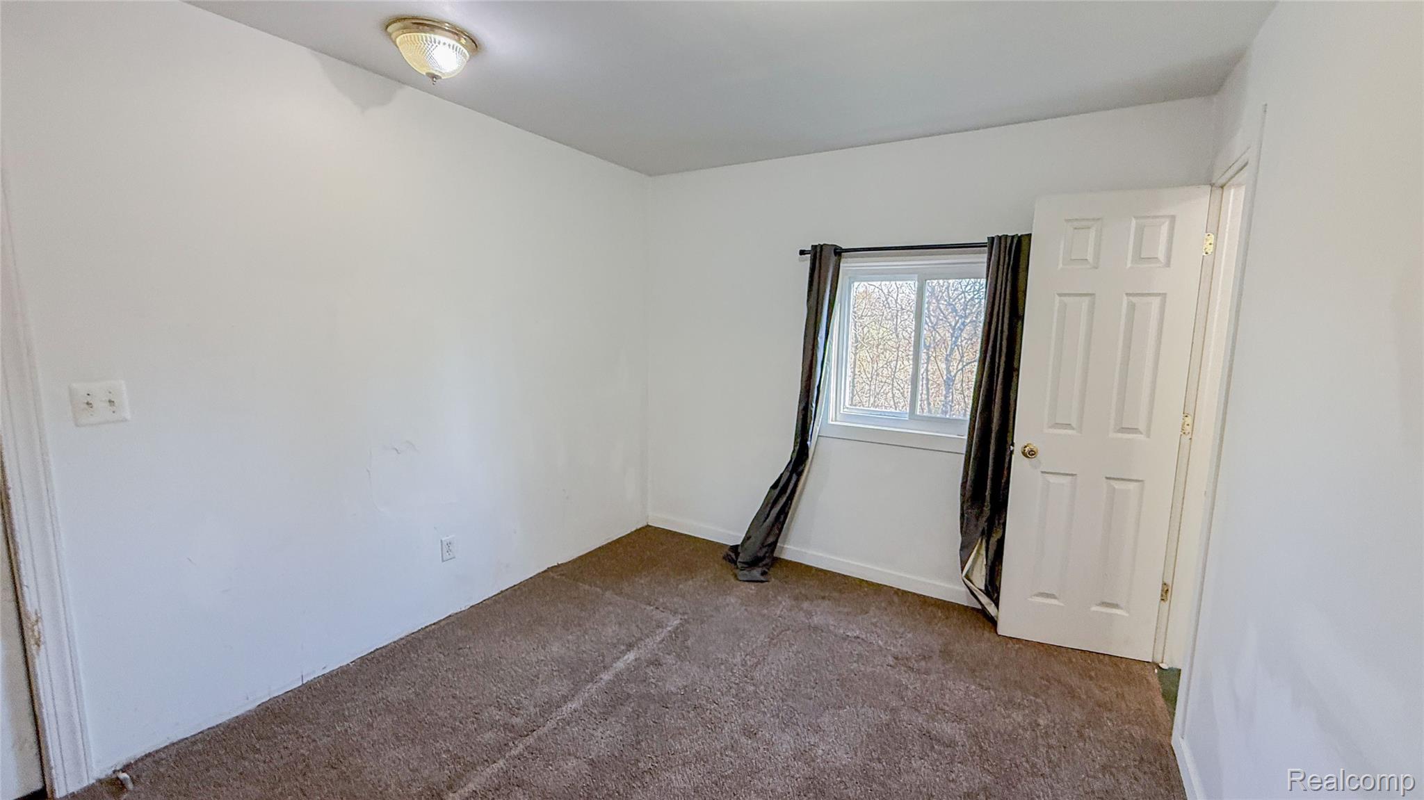 13810 9 Mile Road Green Oak Township MI 48178