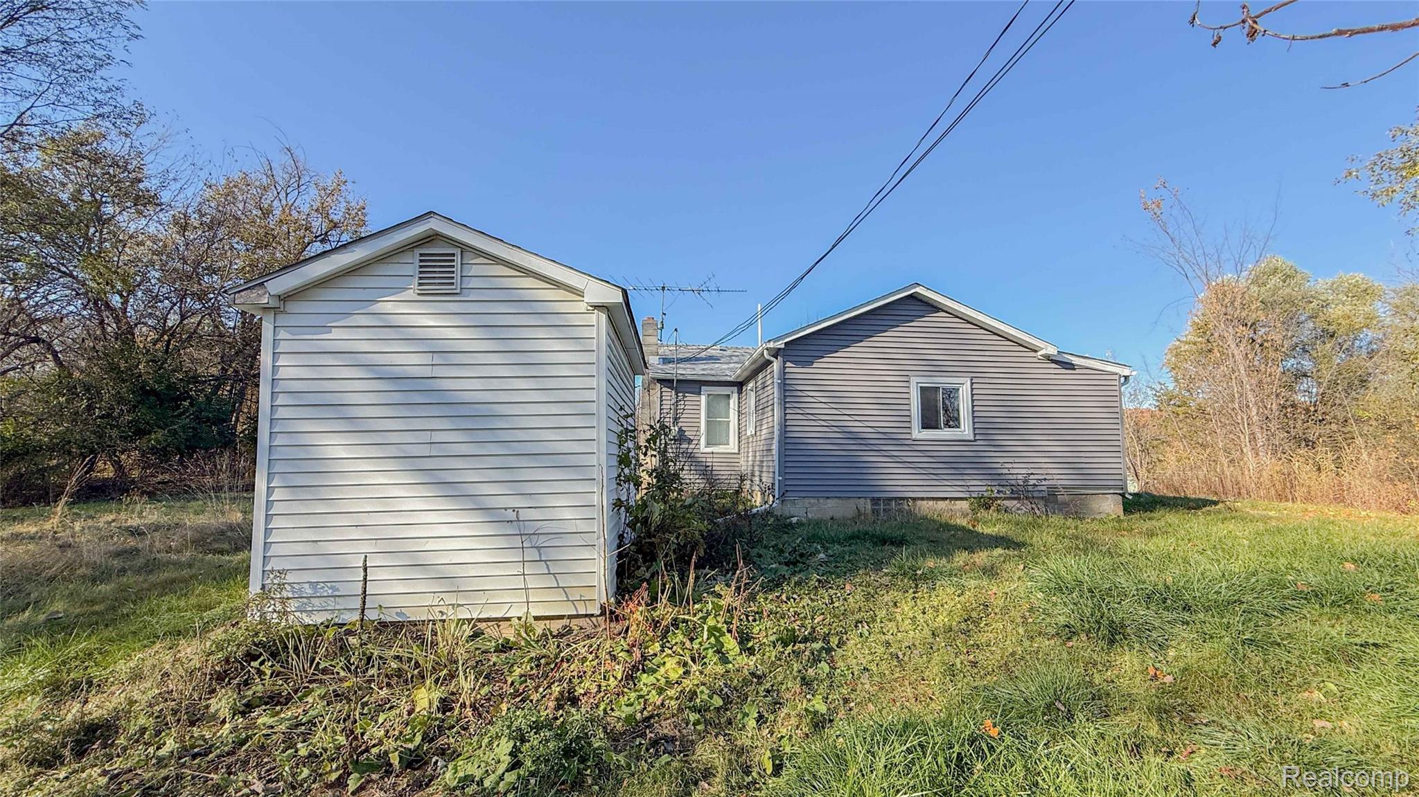 13810 9 Mile Road Green Oak Township MI 48178