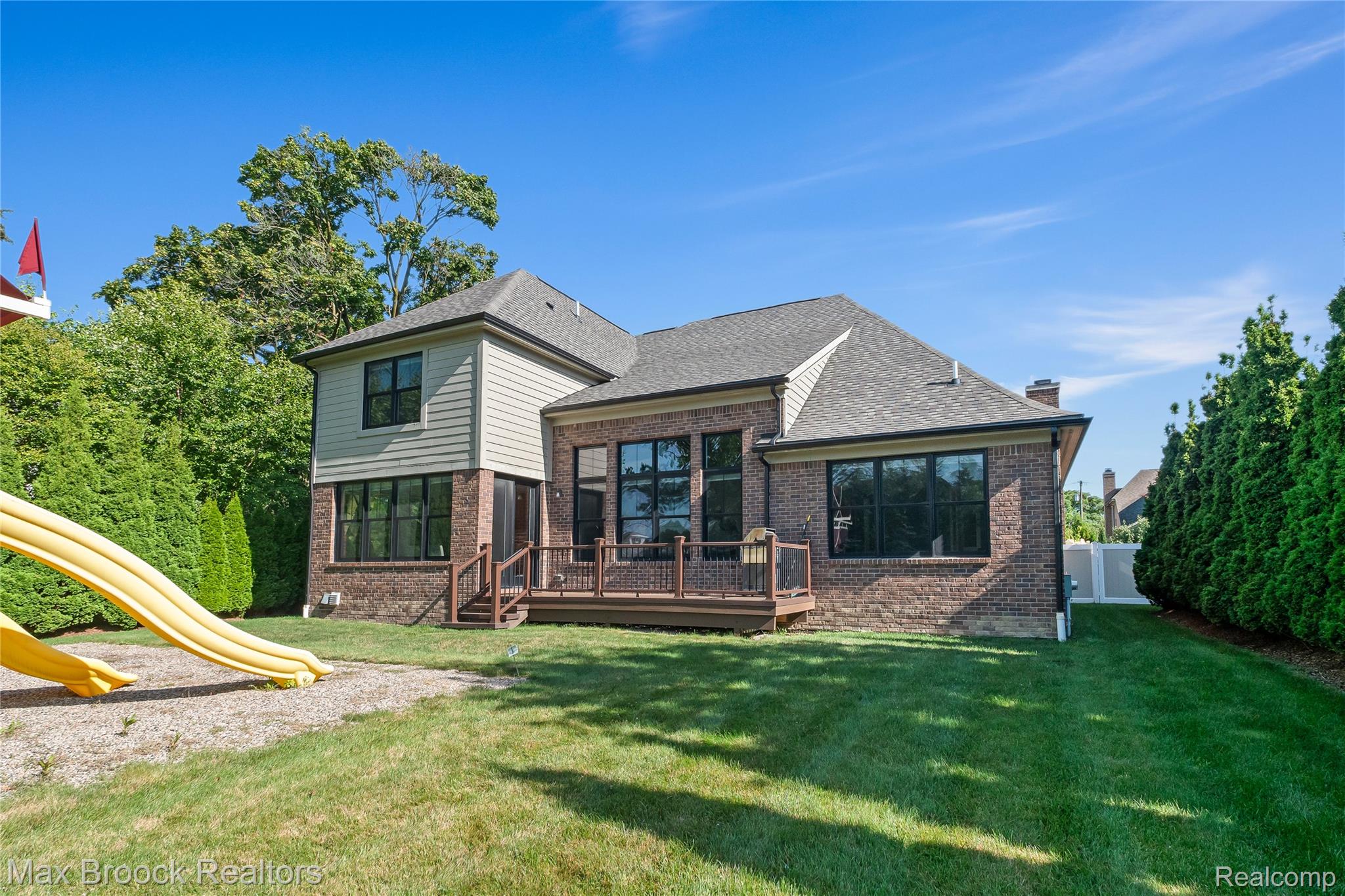 1180 Manchester Road Birmingham City MI 48009