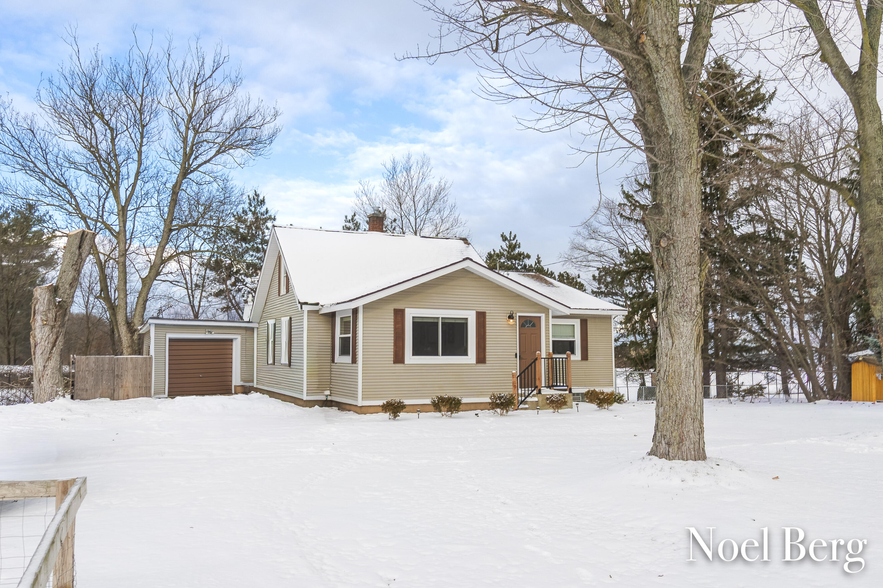 12607 68th Avenue Allendale Charter Township MI 49401