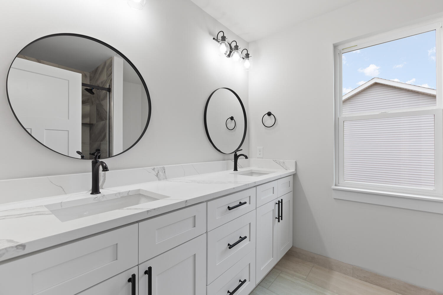 2573 E Valley Road Adrian Township MI 49221