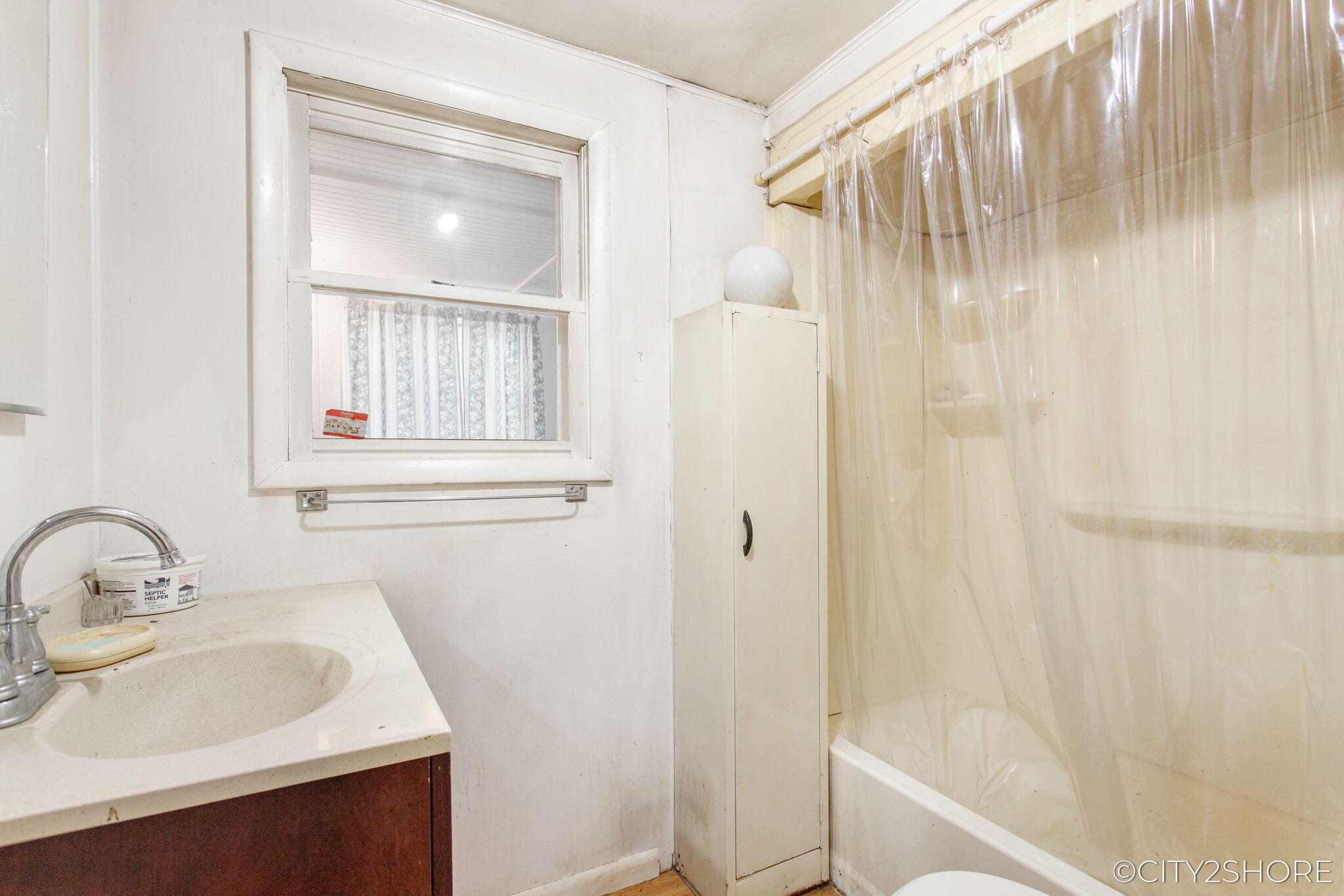 9905 52nd Avenue Allendale Charter Township MI 49401