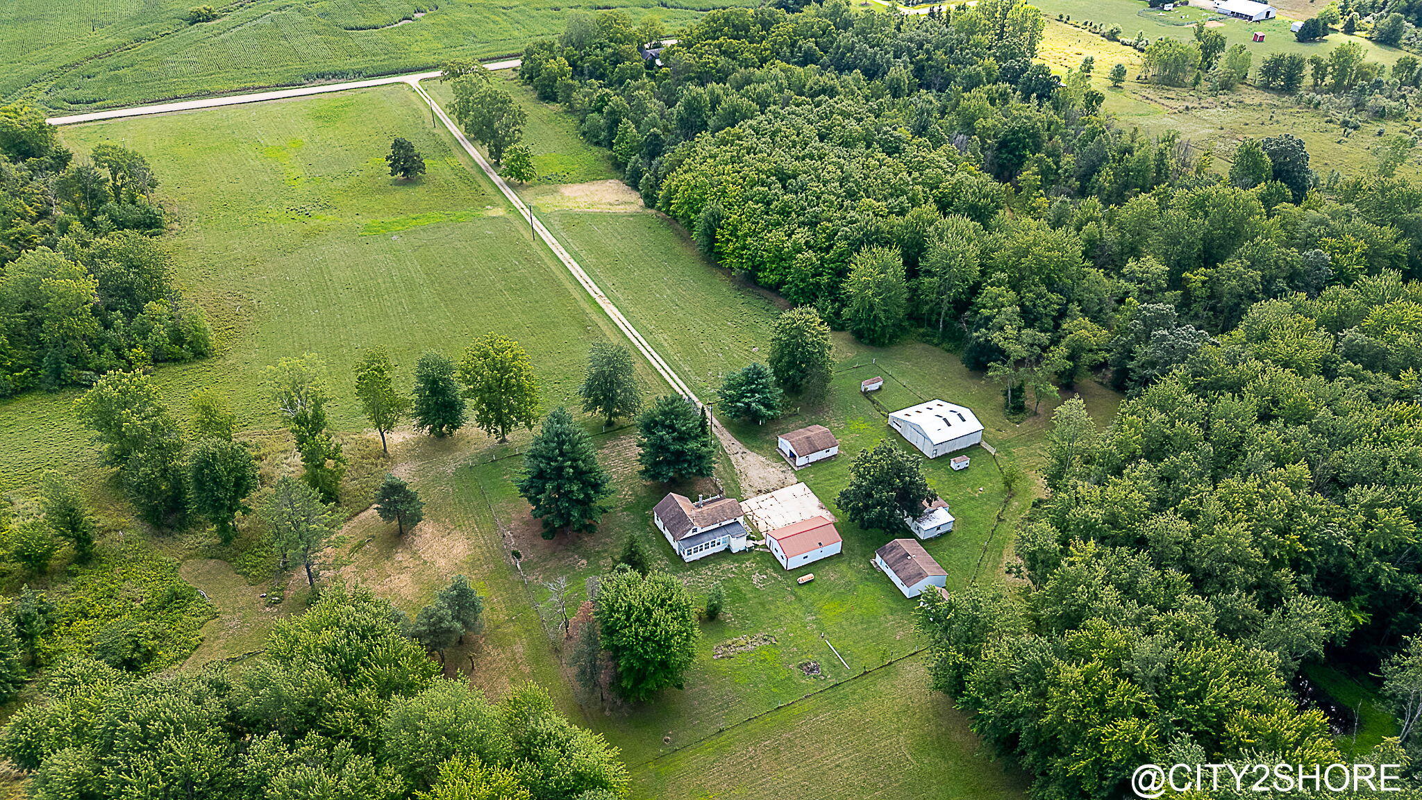 9905 52nd Avenue Allendale Charter Township MI 49401