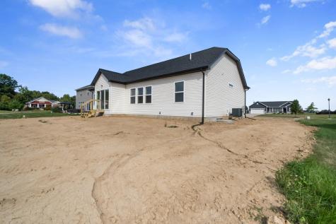22 Pinewood Grass Lake Village MI 49240
