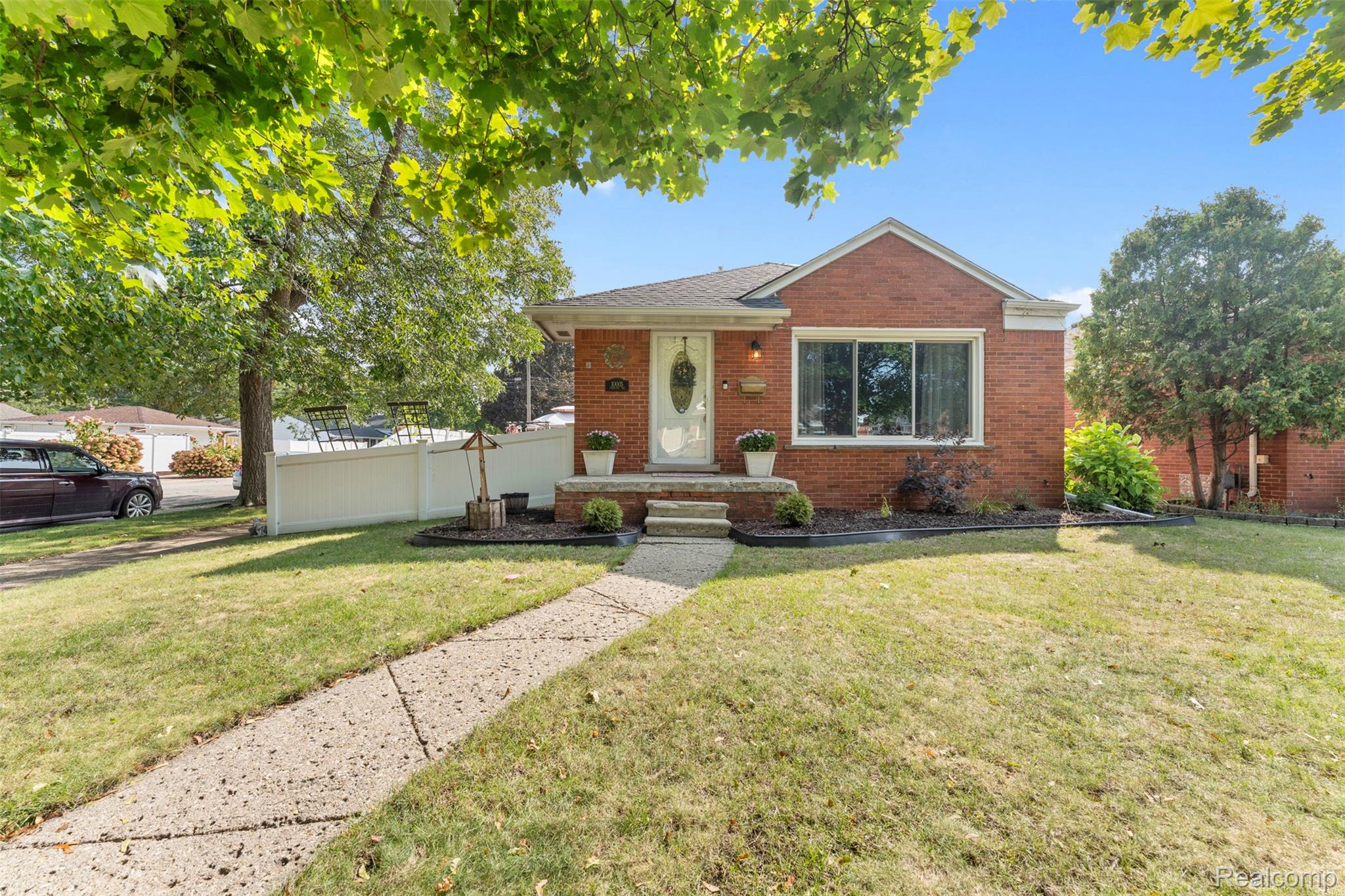 10005 Sterling Avenue Allen Park City MI 48101