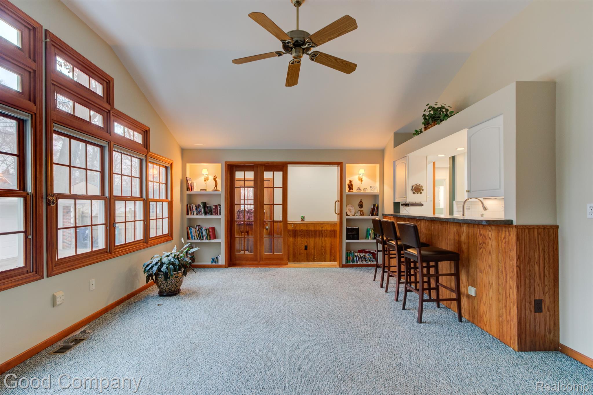 711 Orchard View Drive Royal Oak City MI 48073