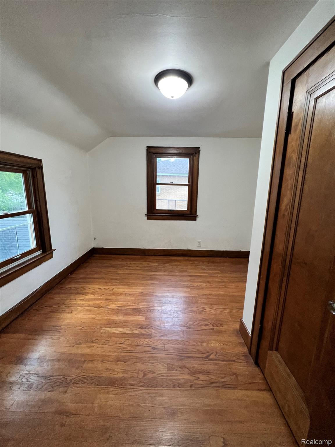 254 Lockwood Street Saginaw City MI 48602