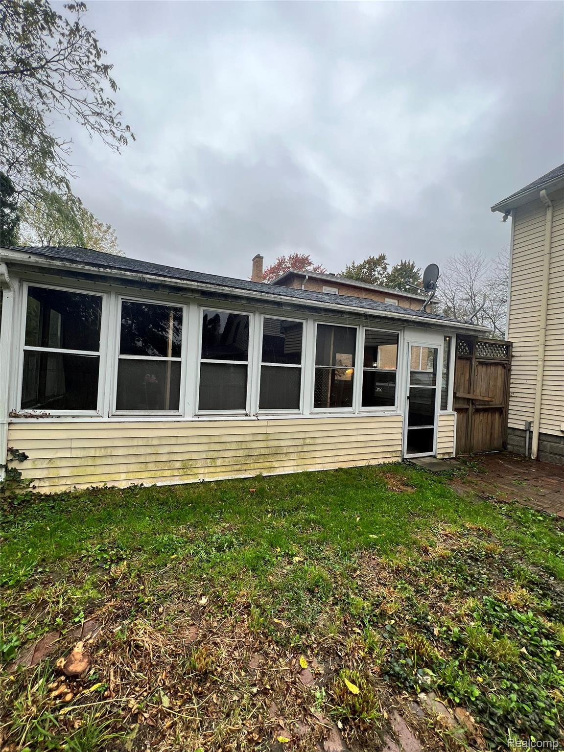 254 Lockwood Street Saginaw City MI 48602