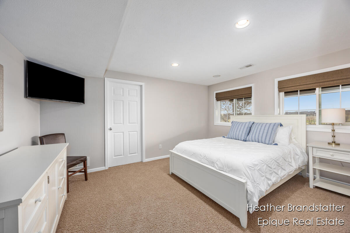 2488 Fairway Winds Court NE Ada Township MI 49301