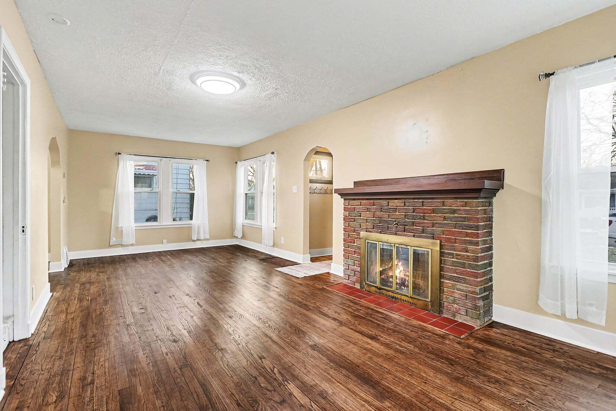 236 Iroquois Avenue Battle Creek City MI 49015
