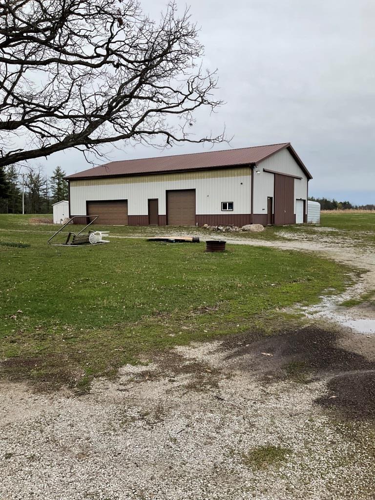 13551 Hillsdale Road Amboy Township MI 49232
