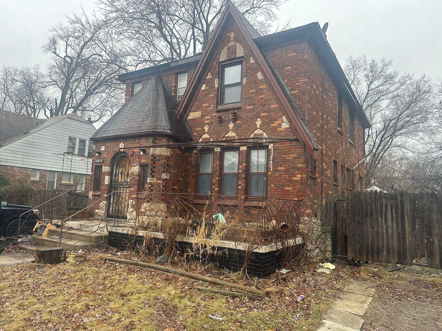 15875 Strathmoor Street Detroit City MI 48227