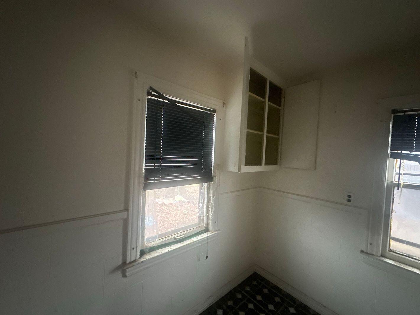 15875 Strathmoor Street Detroit City MI 48227