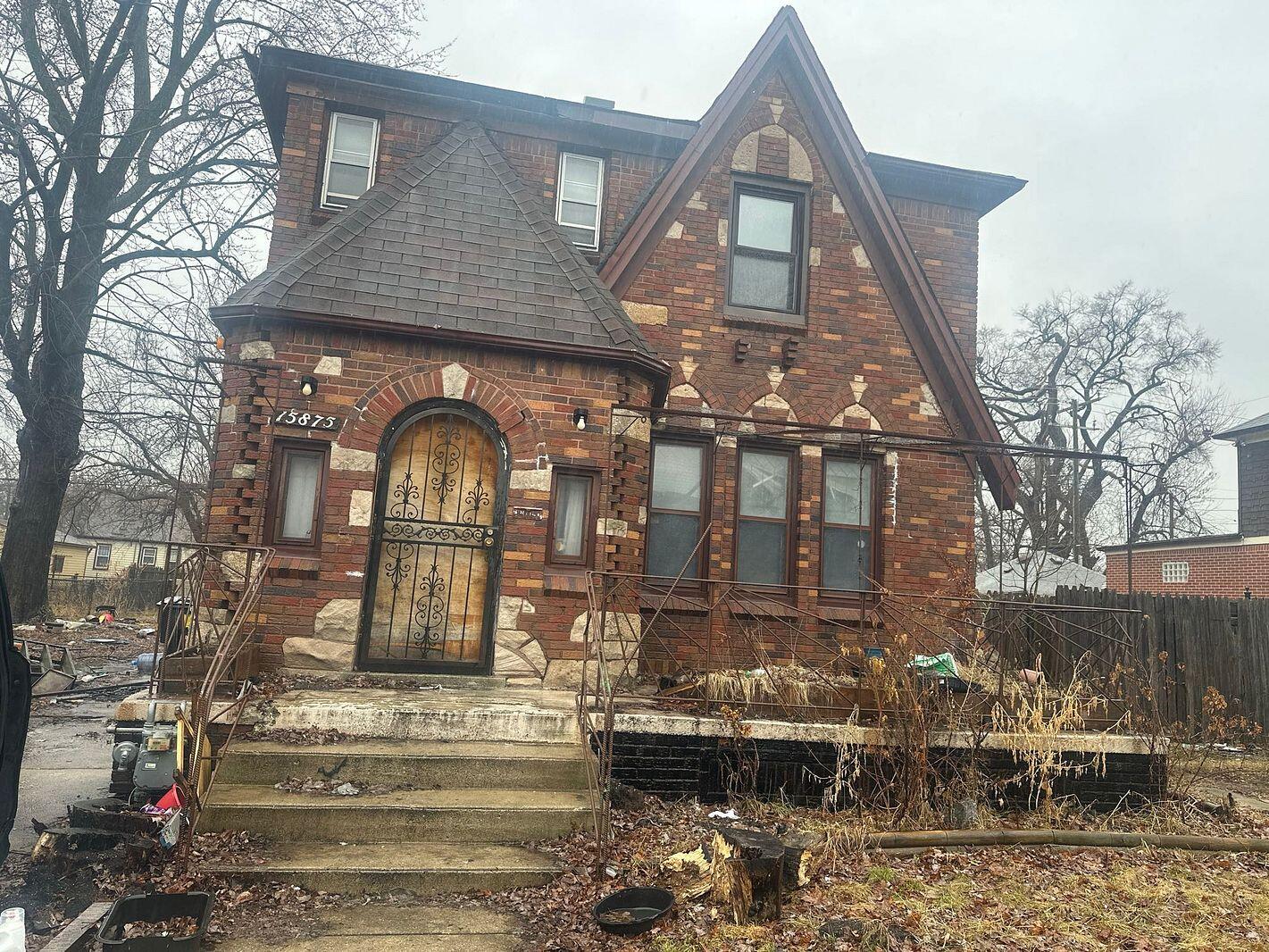 15875 Strathmoor Street Detroit City MI 48227