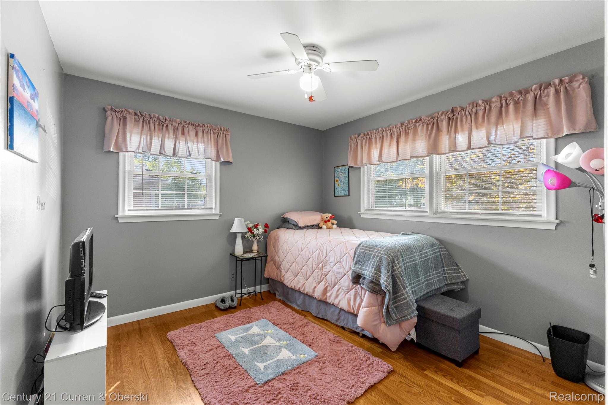 9869 Melbourne Avenue Allen Park City MI 48101