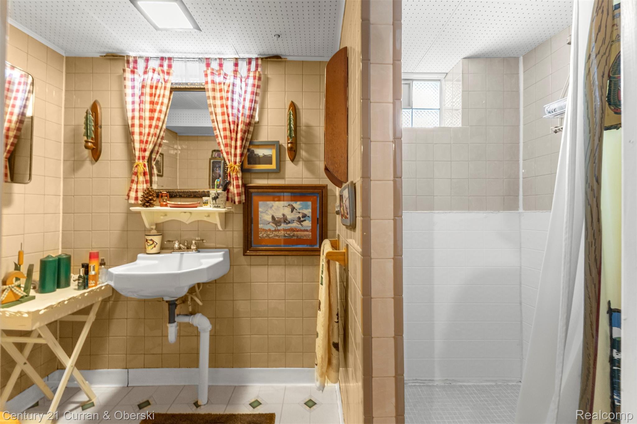 9869 Melbourne Avenue Allen Park City MI 48101