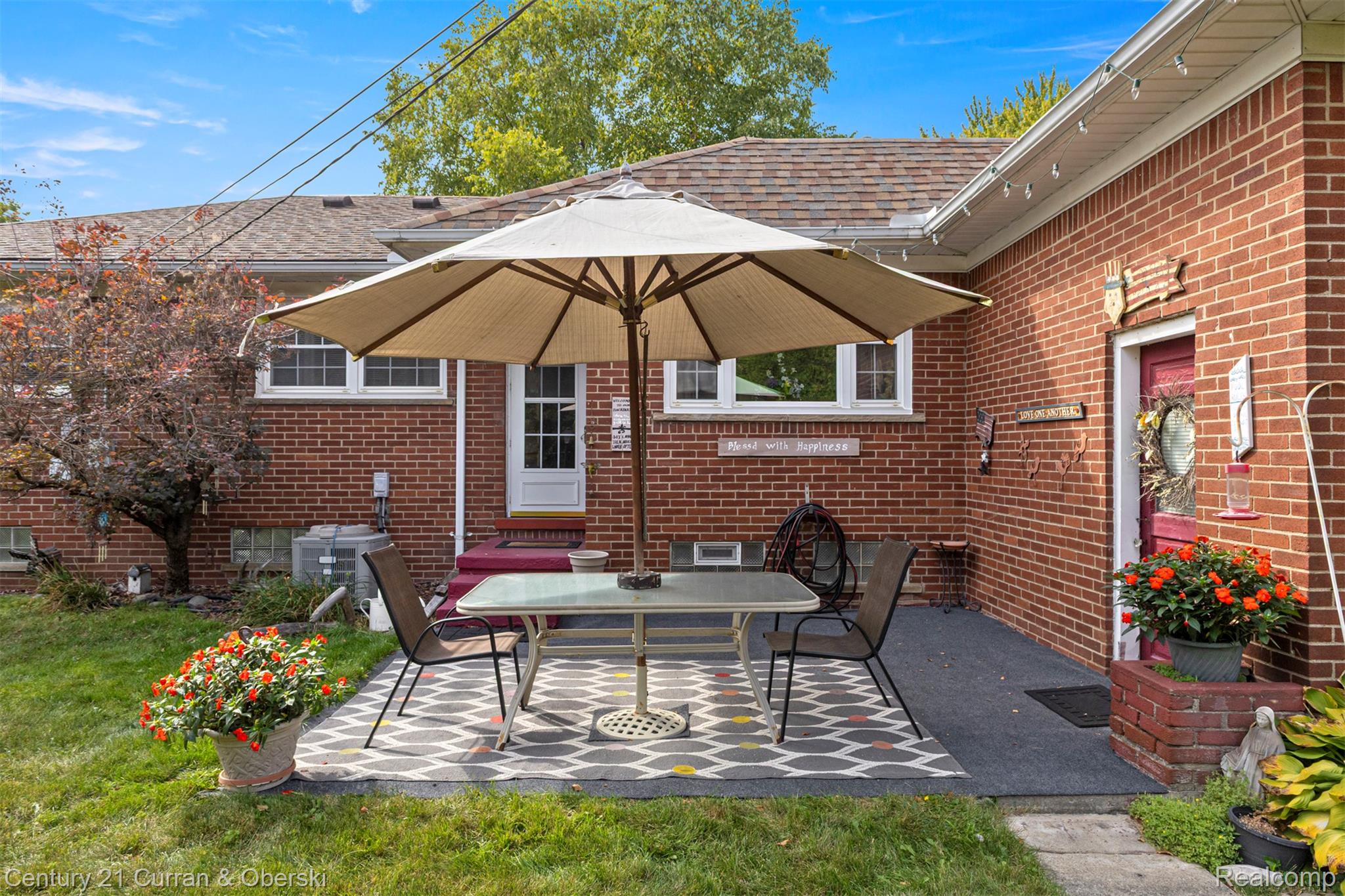 9869 Melbourne Avenue Allen Park City MI 48101